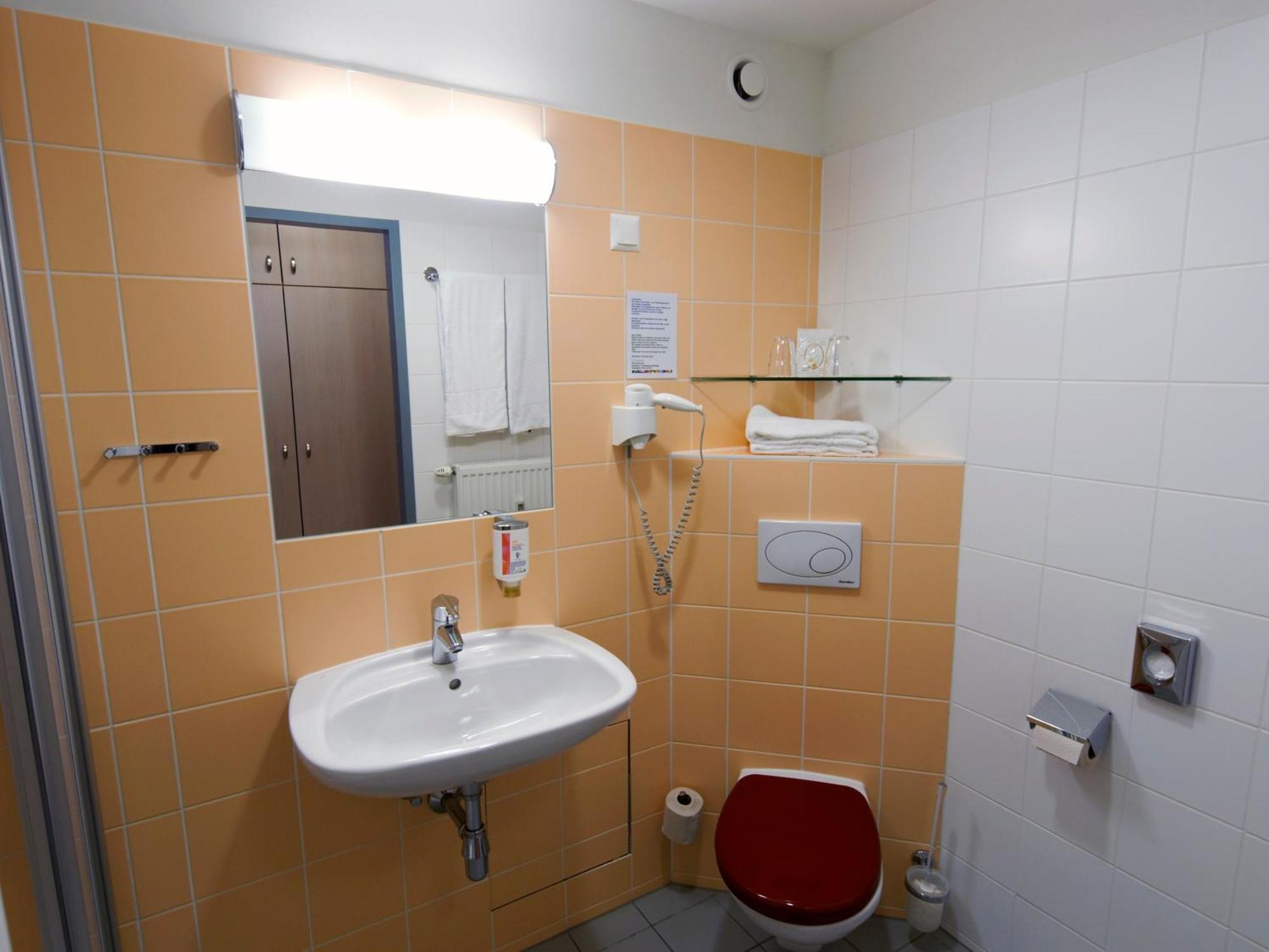 Apartment (2 Adults),1516404736:JPEG
