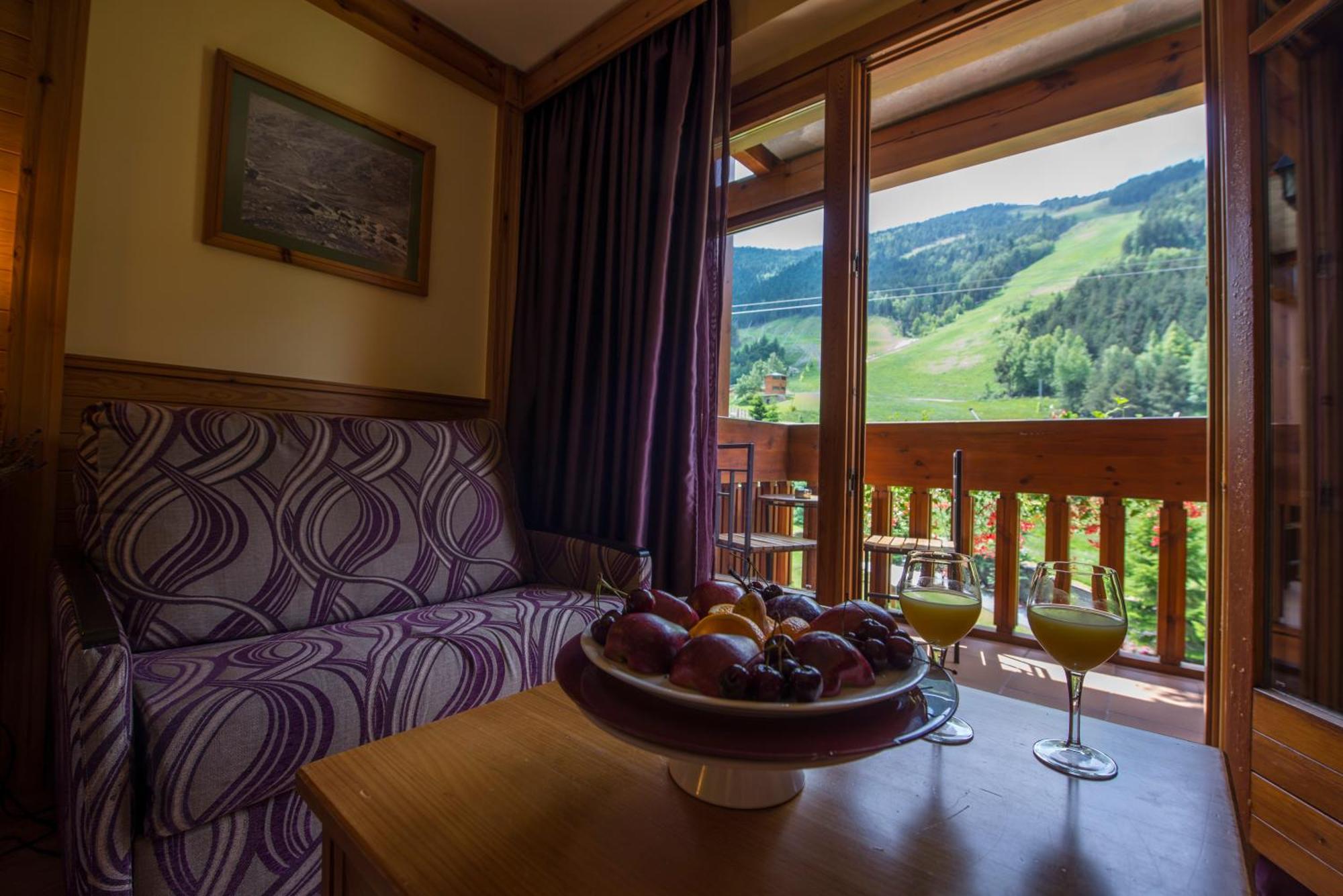 Quarto Twin com Vista Pistas de Esqui