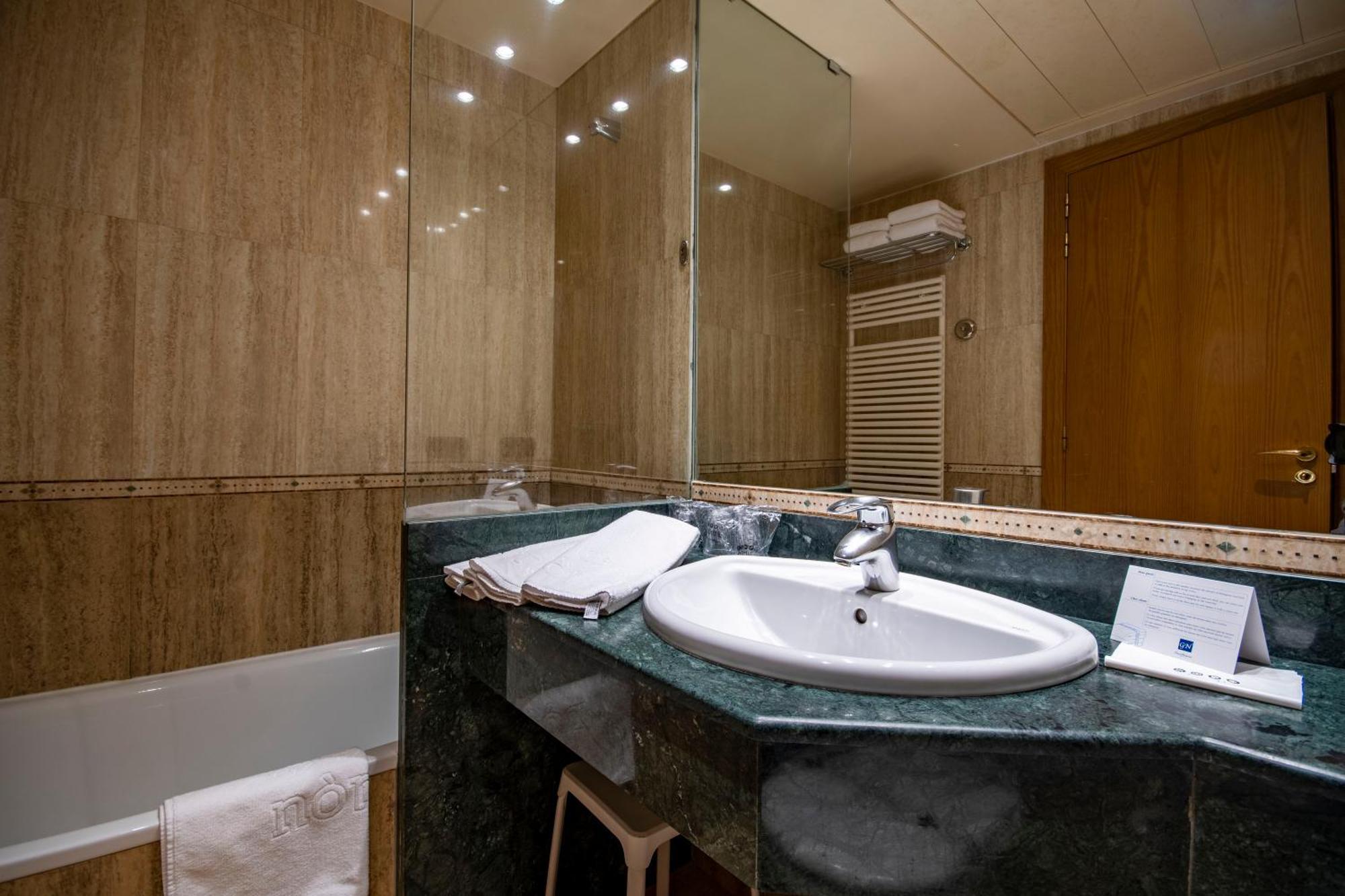 Quarto Twin