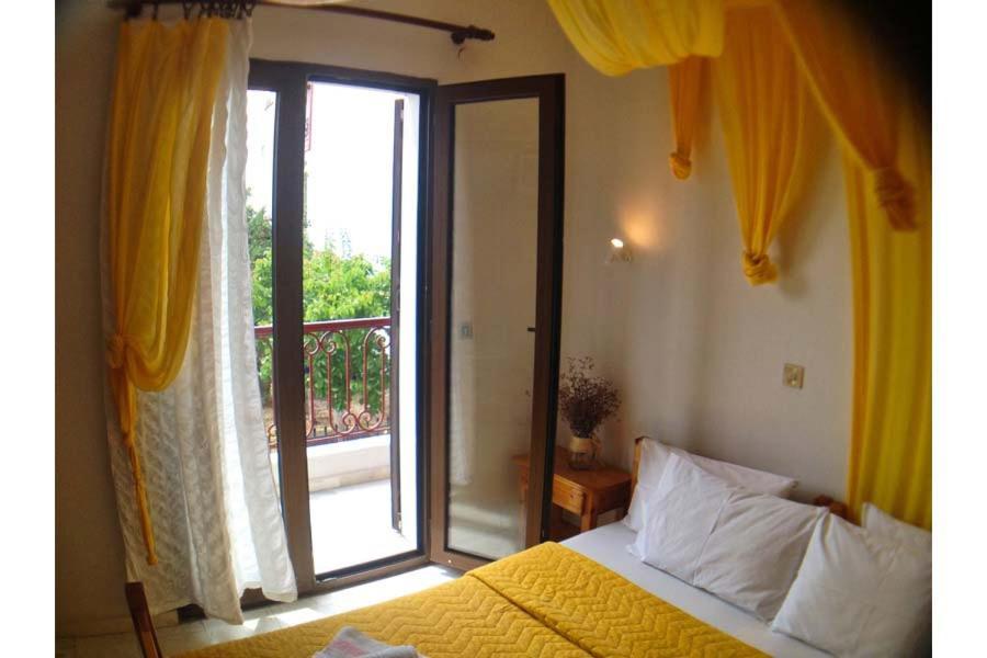 Apartment mit Balkon