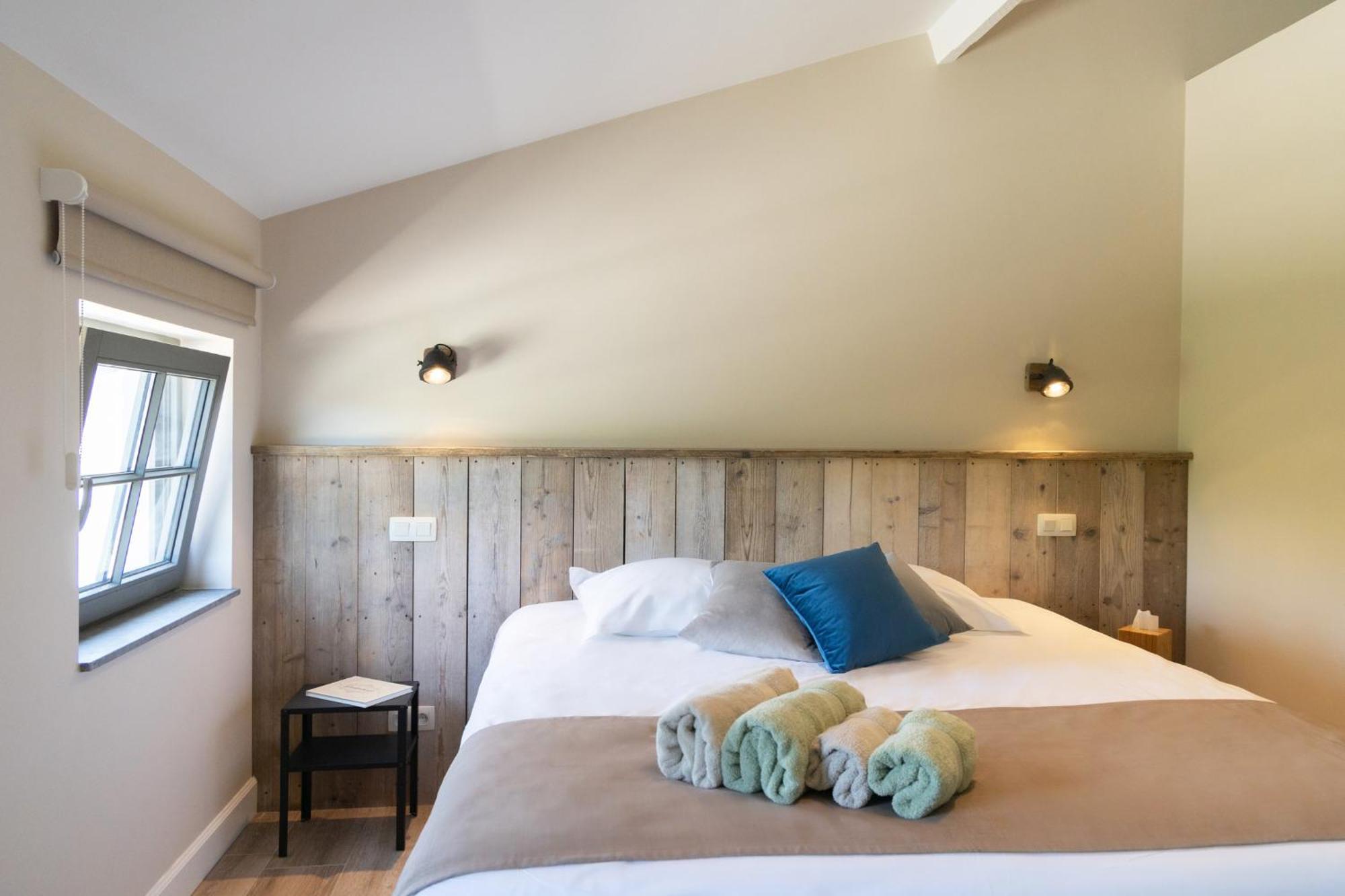 Superior Double Room,1502746162:JPEG