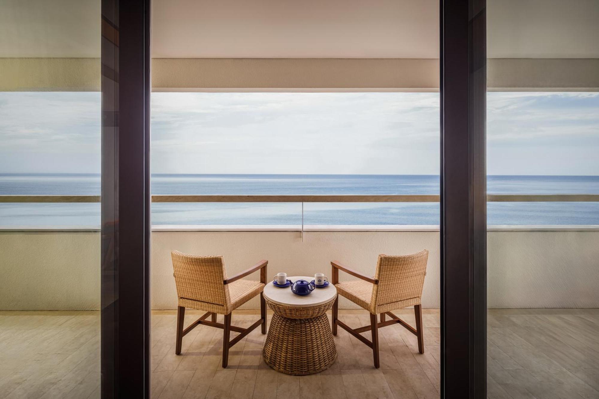 Royal Family Suite Ocean