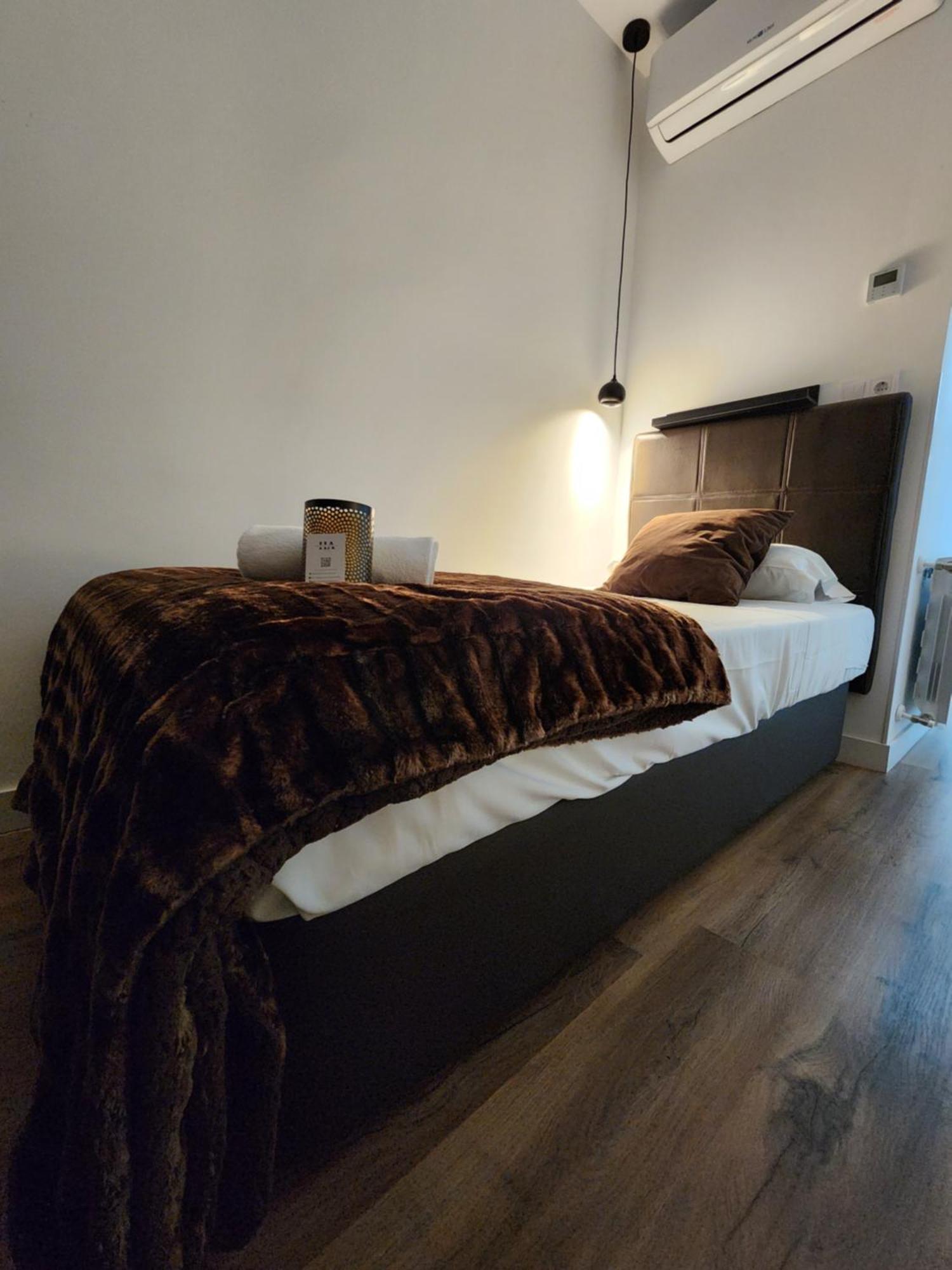 Single Room Private Bathroom