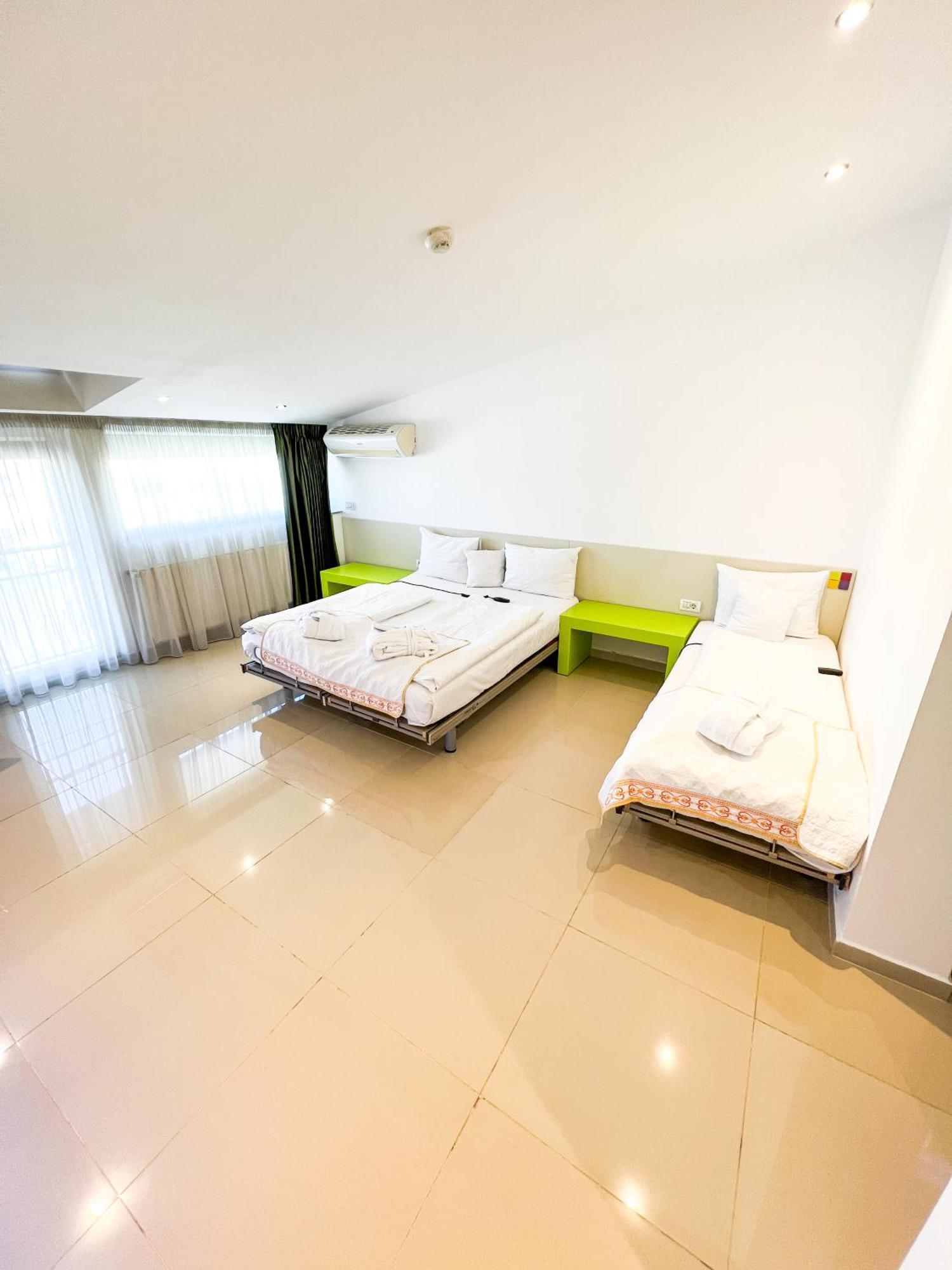 Budget Dreibettzimmer