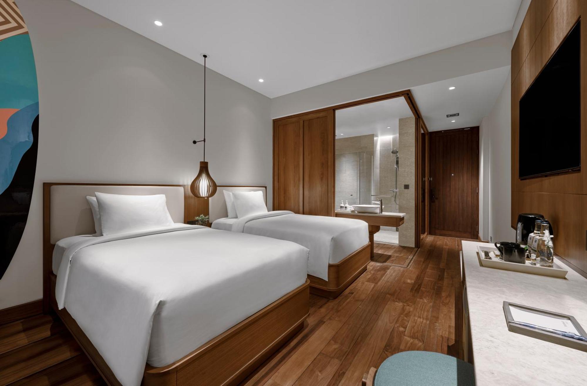 Premium Twin Room Ocean View Balcony Disc F&B Excl Alcohol Room Dining T&C Apply,1489345060:JPEG