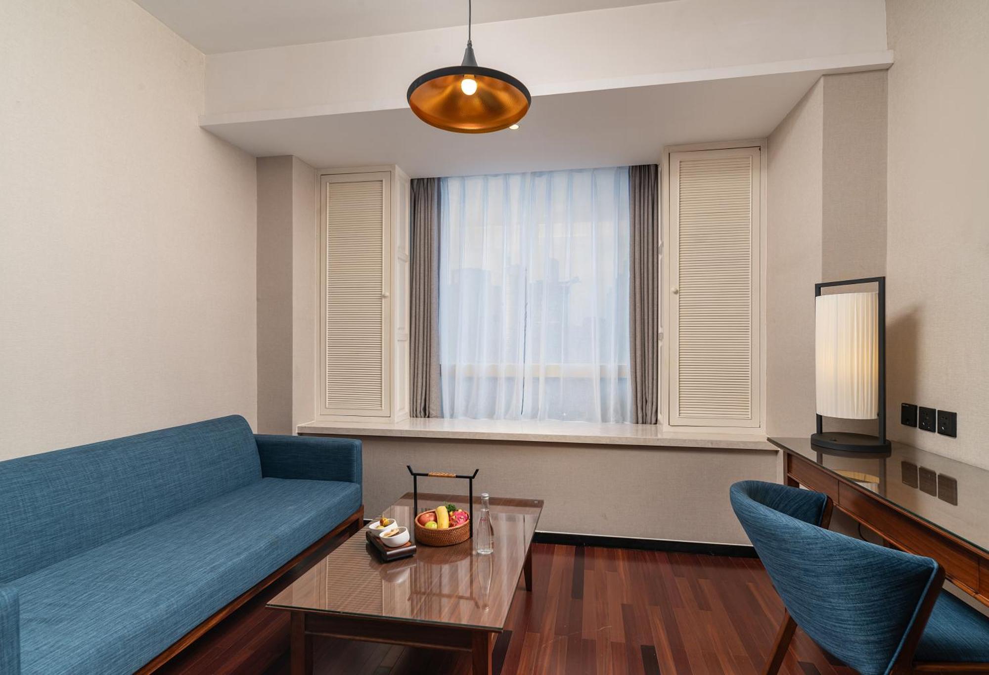 Executive Room