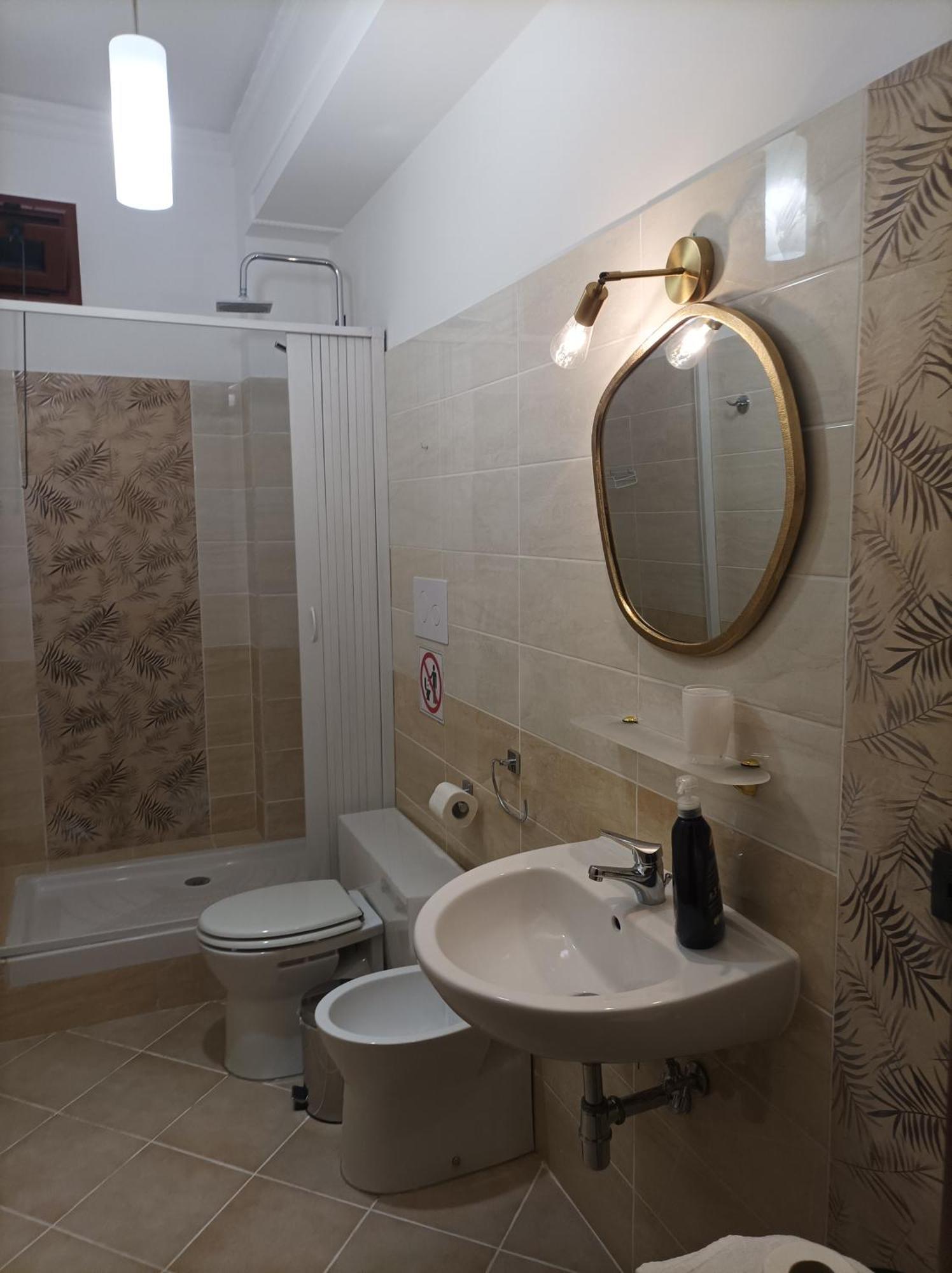 Deluxe Suite Spa Bath