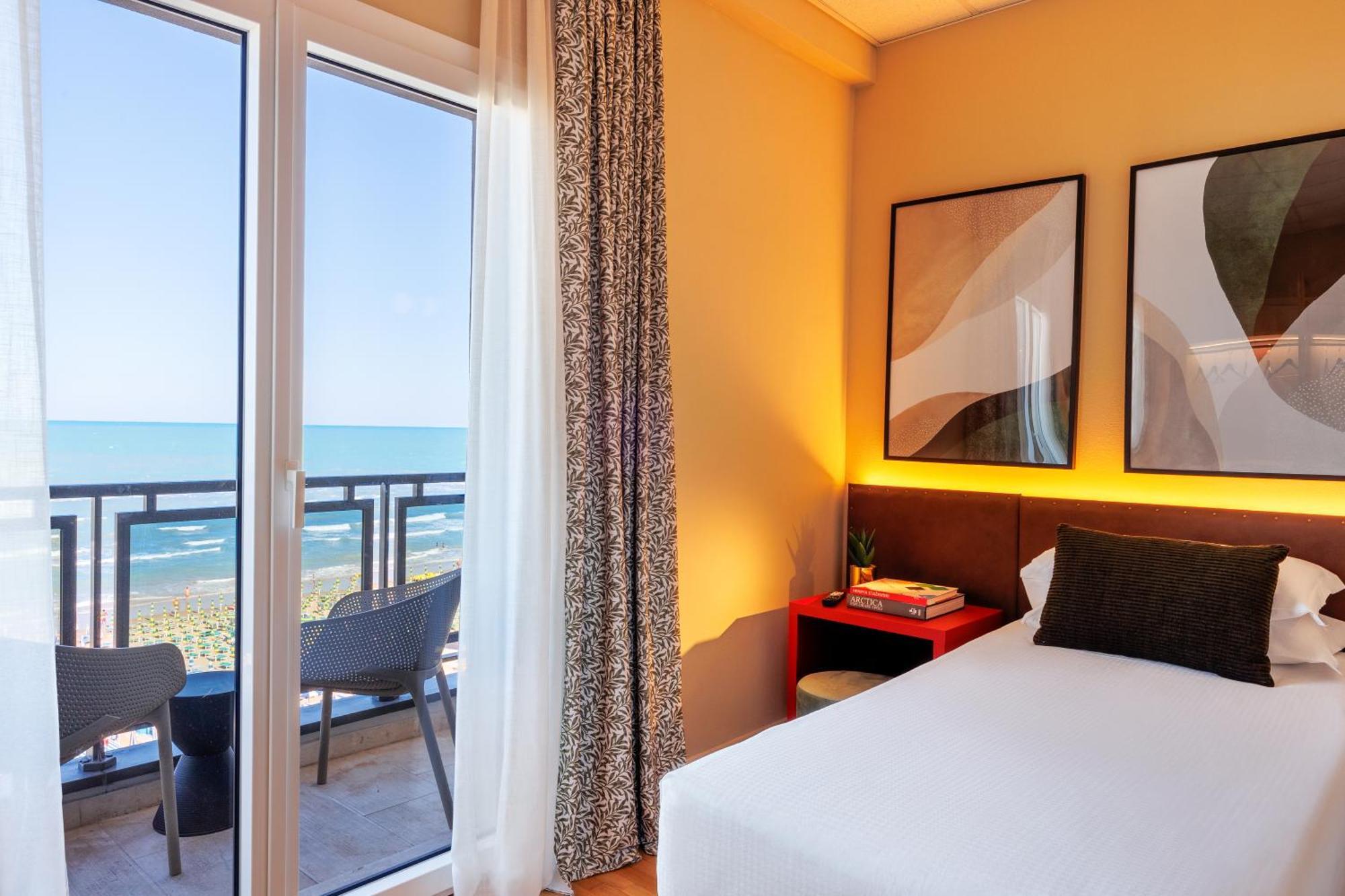 The Spirit for Two - Sea View
