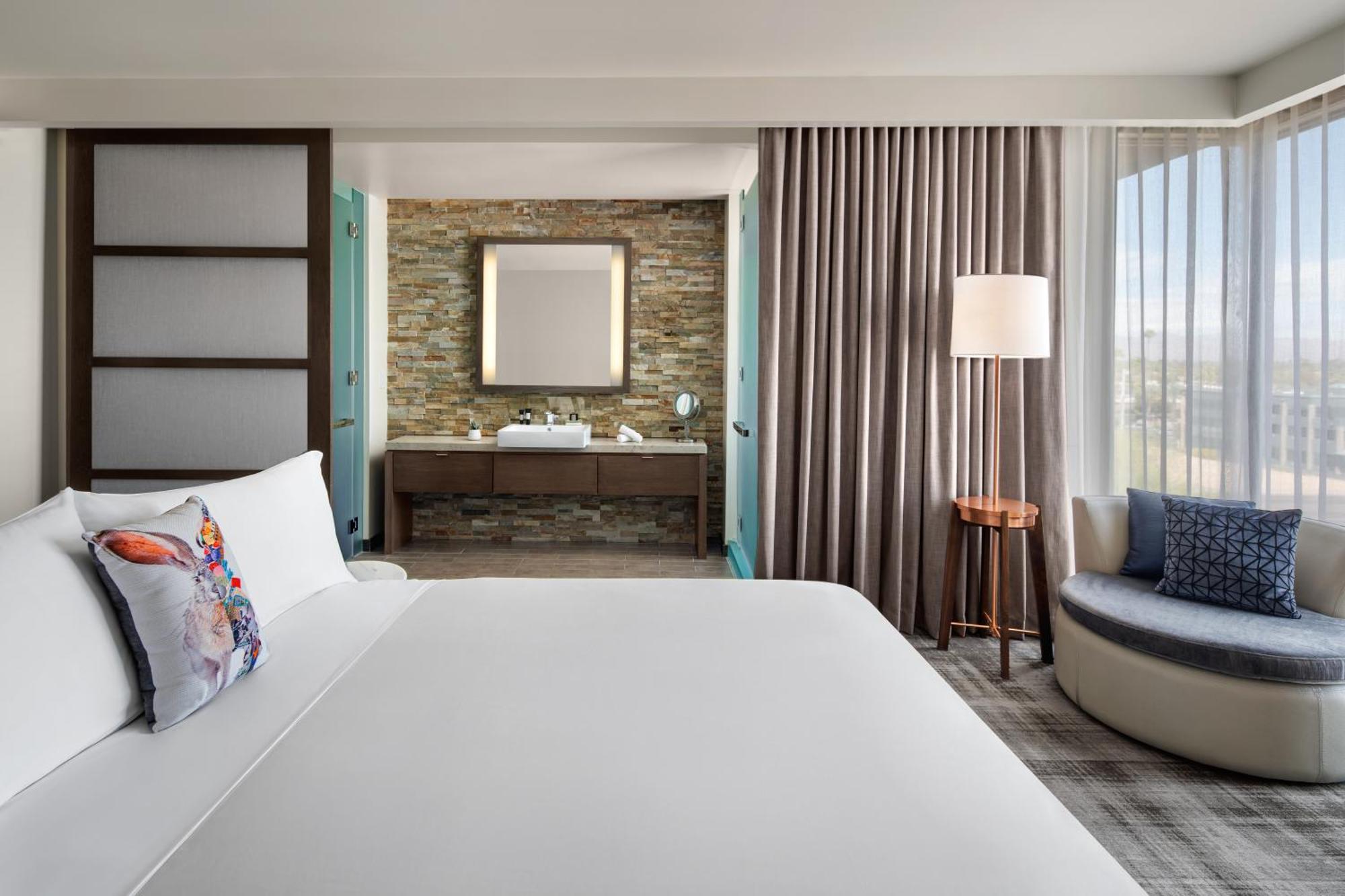 Superior King Room with Garden View,1547336911:JPEG