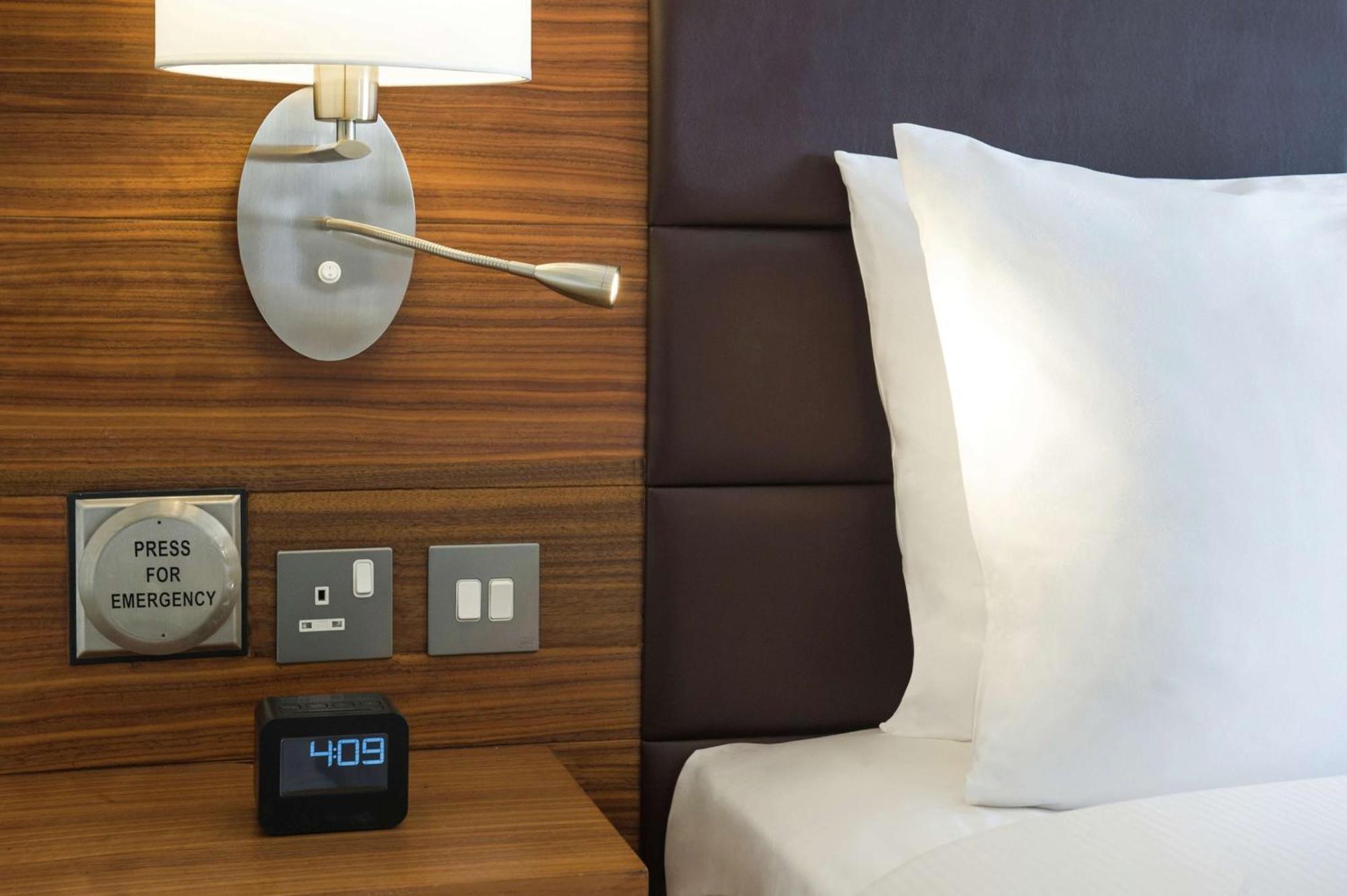 Quarto com Cama King-size - Acessível para Hóspedes com Mobilidade Reduzida