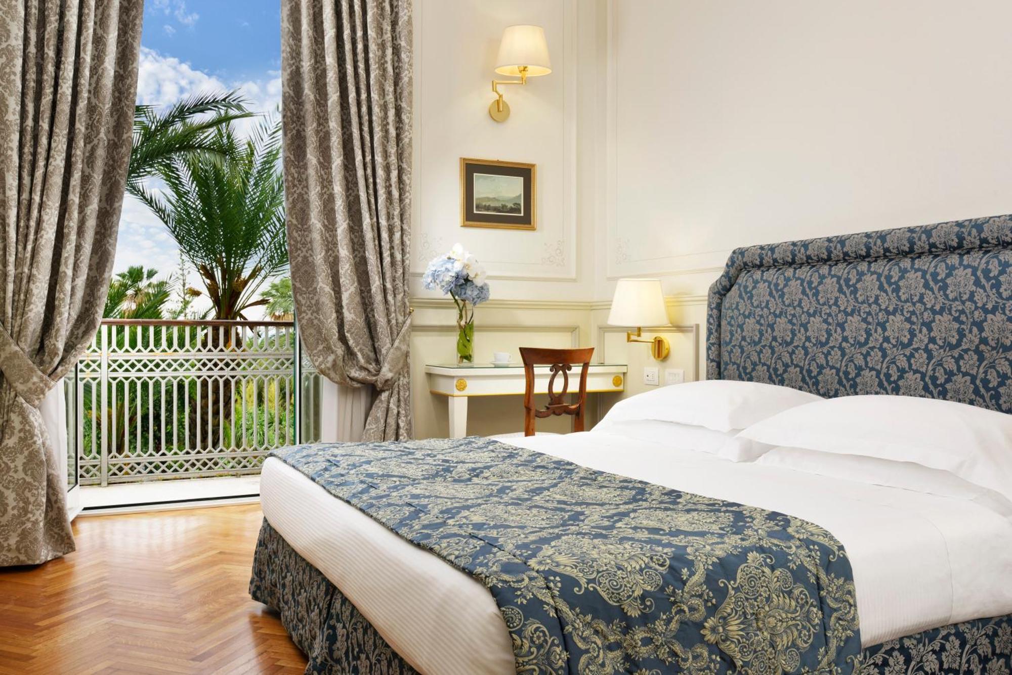Standard Double or Twin Room Sea View