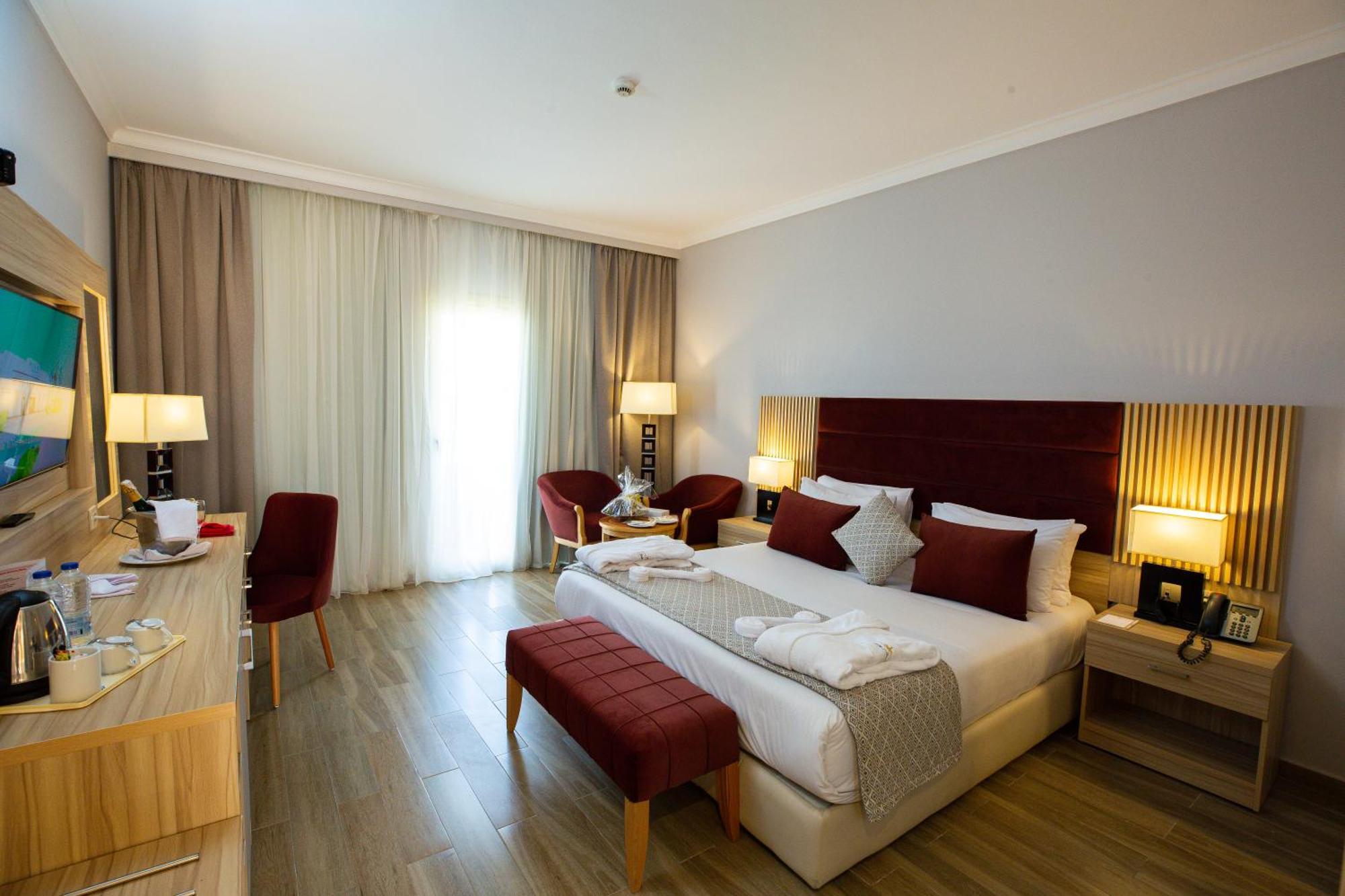 Habitación Premium con vistas a la piscina
