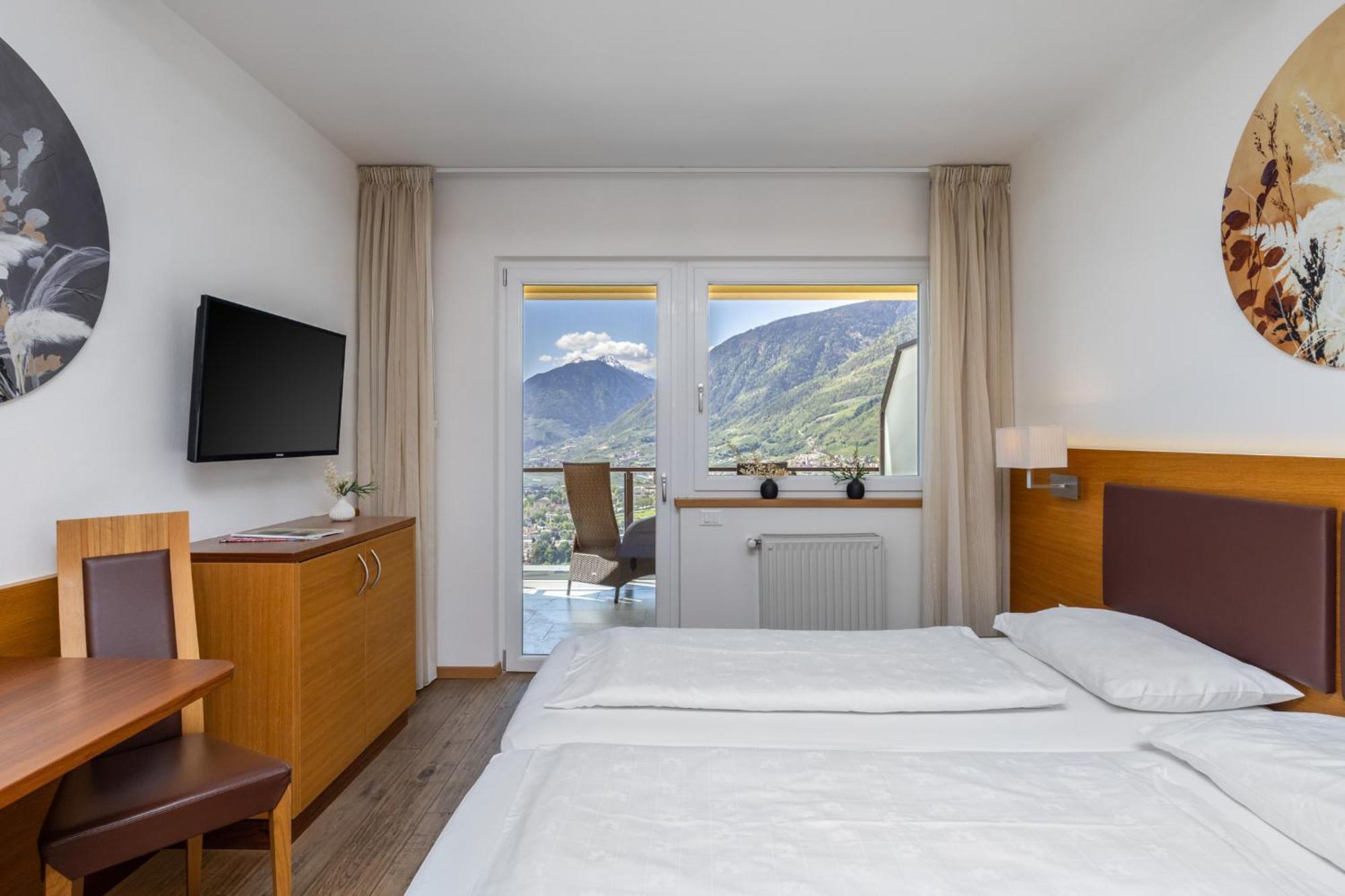 Economy Double or Twin Room