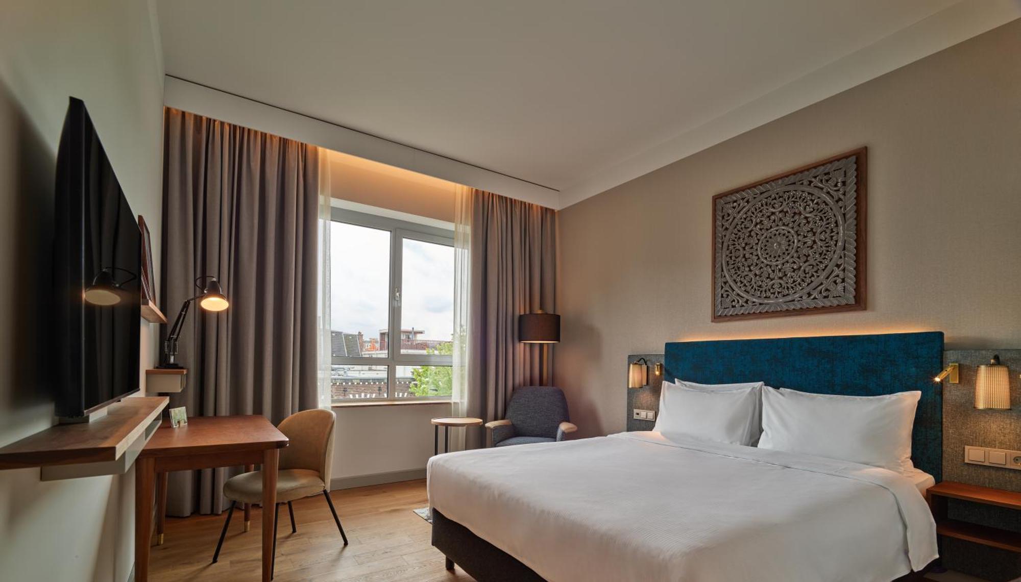 Premium Queen Room with City View,1285356607:JPEG