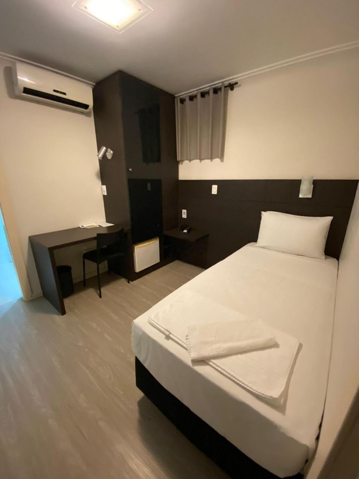 Quarto Individual