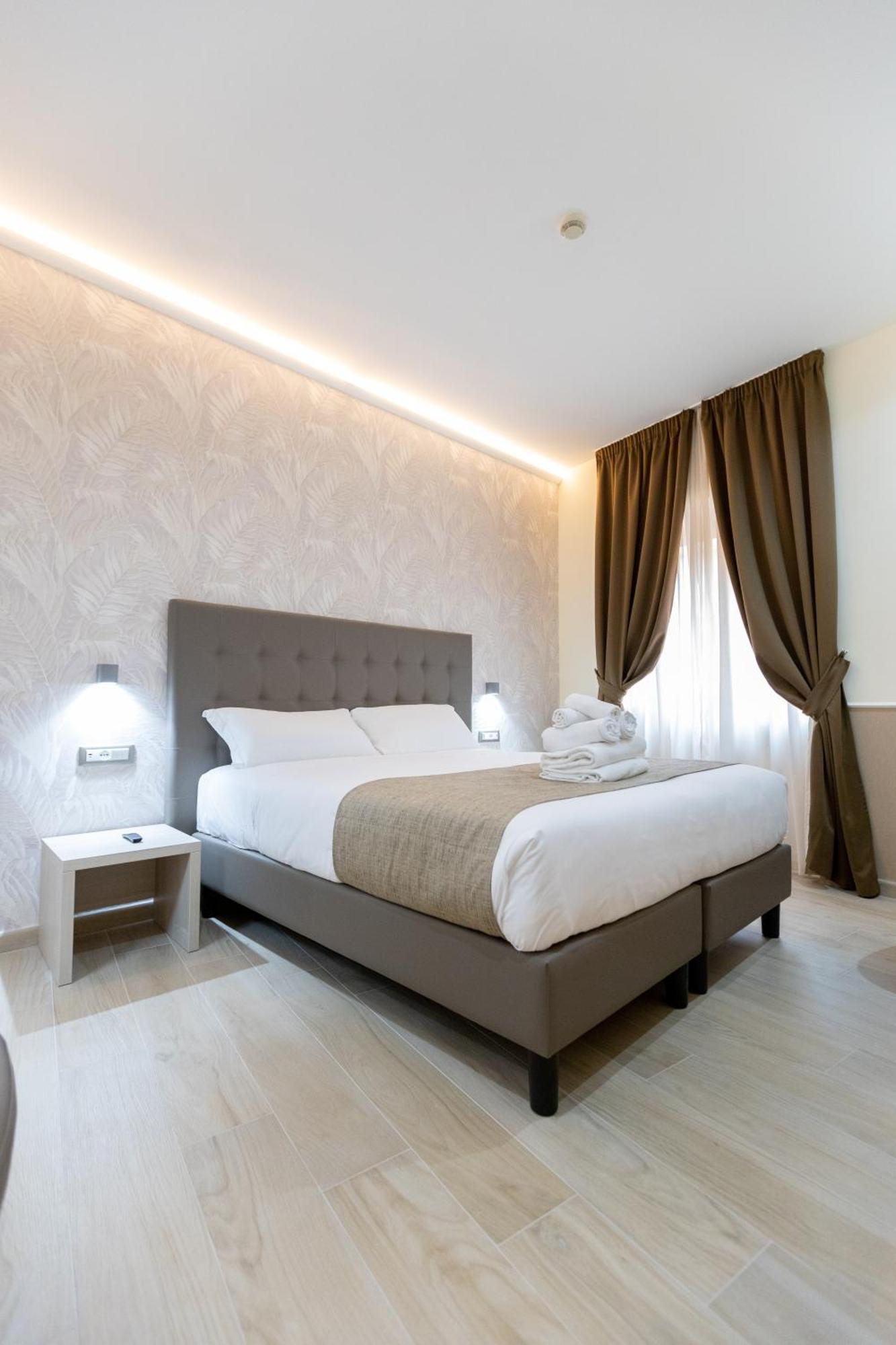 Quarto Deluxe com Cama de Casal ou 2 de Solteiro