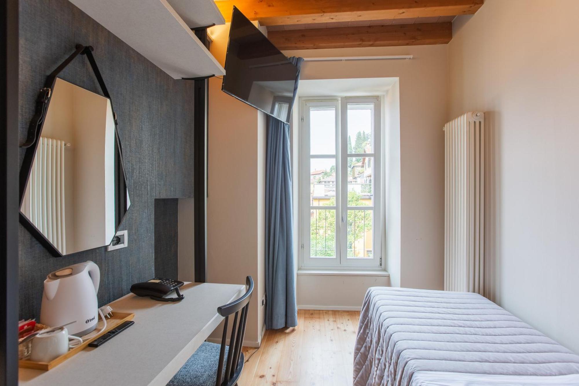 Single Room,1574756036:JPEG