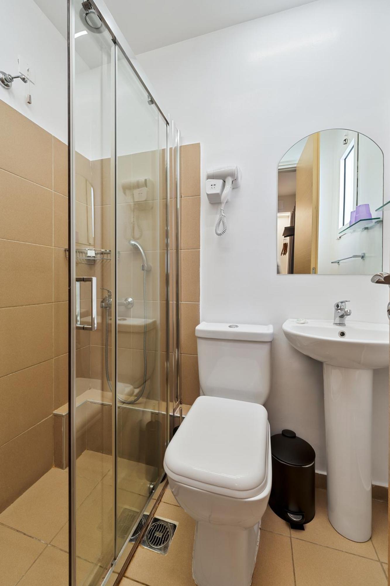 Habitación Doble Pequeña
