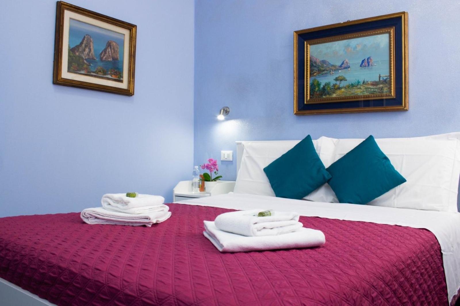 Double Room Private Bathroom
