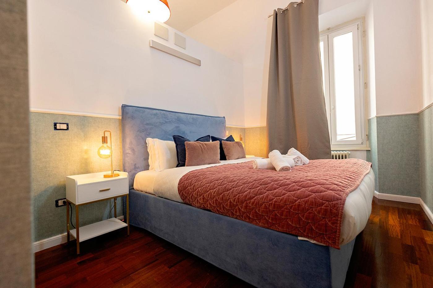 One-Bedroom Apartment (5 Adults),1589577267:JPEG