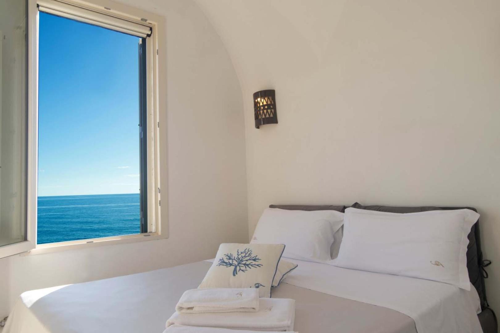 Quadruple Room,1590351762:JPEG