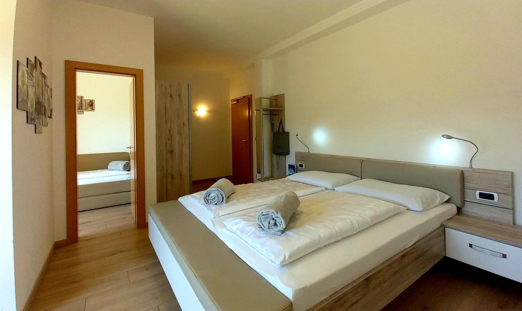 Familienzimmer mit Balkon