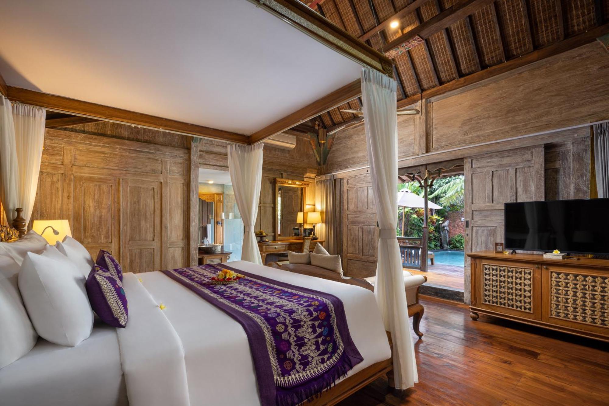 Artist One-Bedroom Private Pool Villa Daily Two-Bottles Beer,1596122179:JPEG