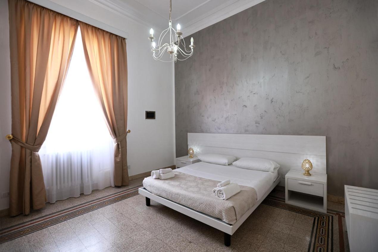 Double Room Private External Bathroom