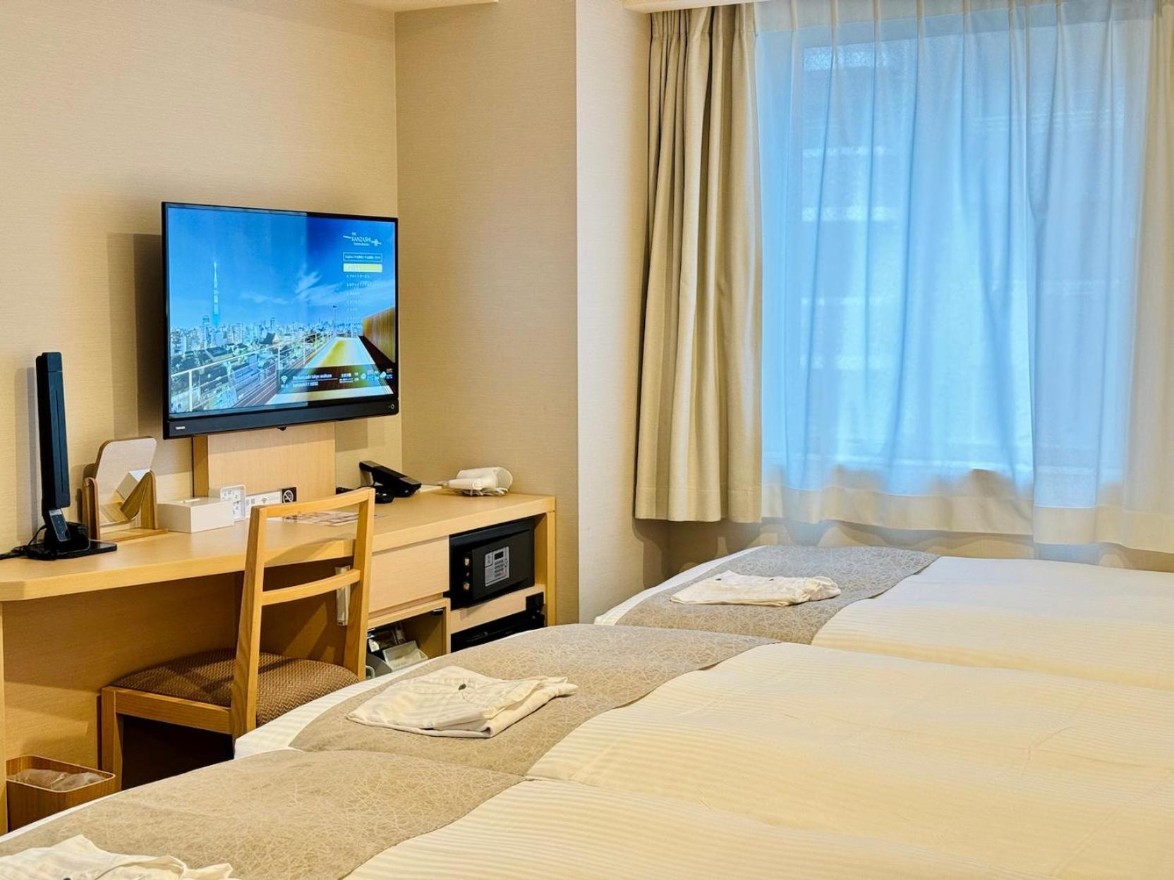 Triple Room
