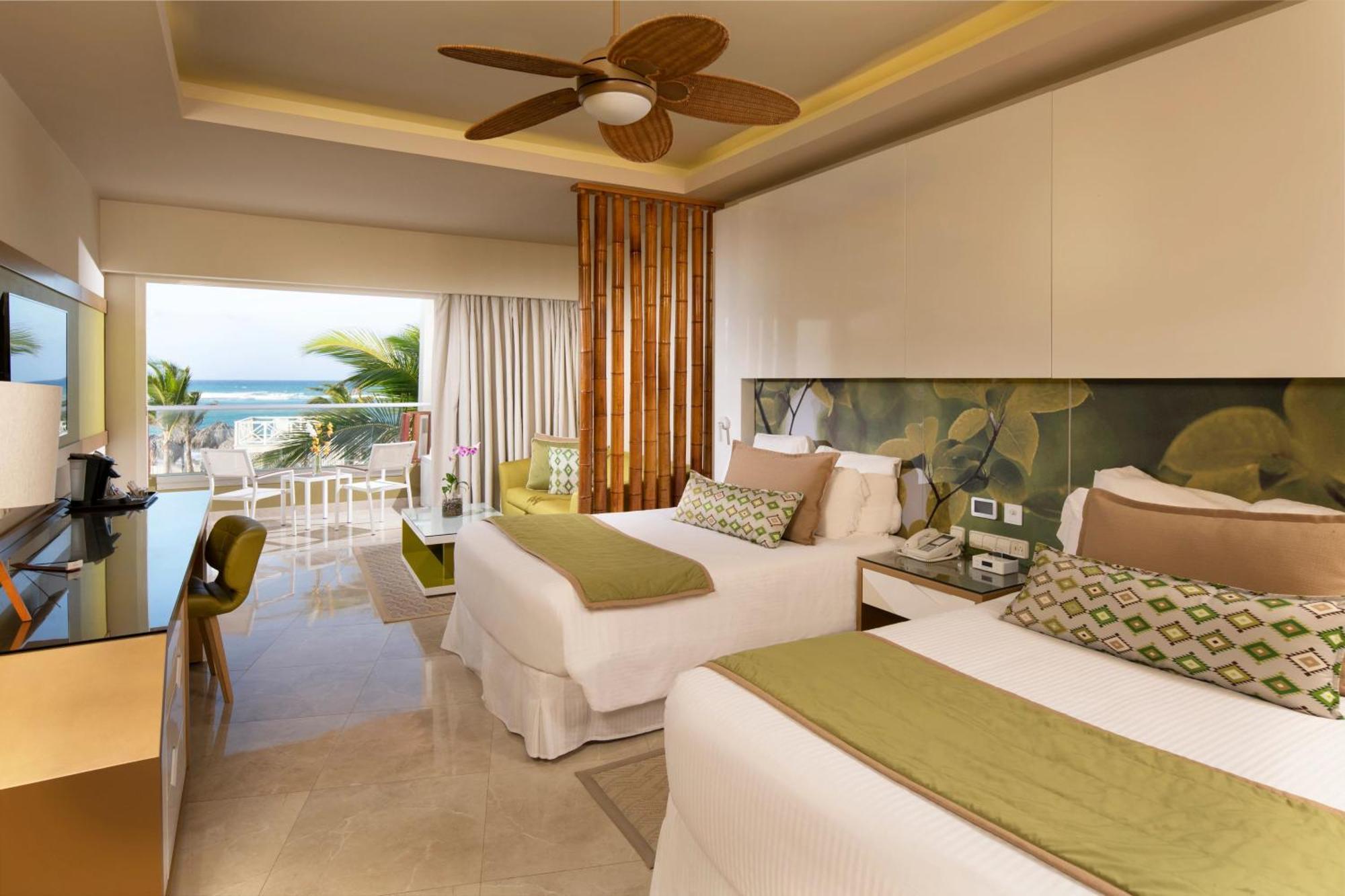 Preferred Club Junior Suite mit Doppelbett und Meerblick