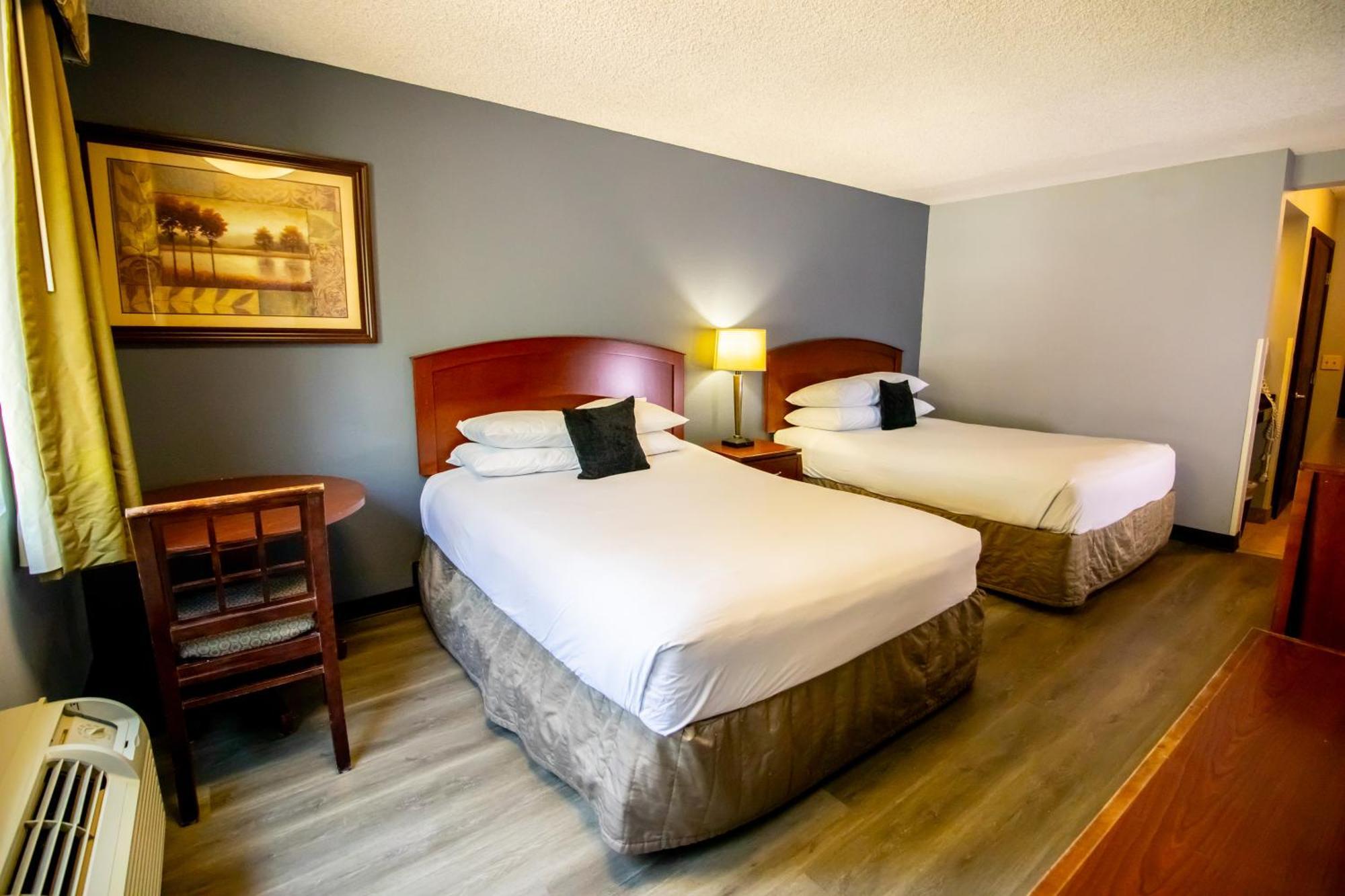 Queen Room Two Queen Beds Disability Access