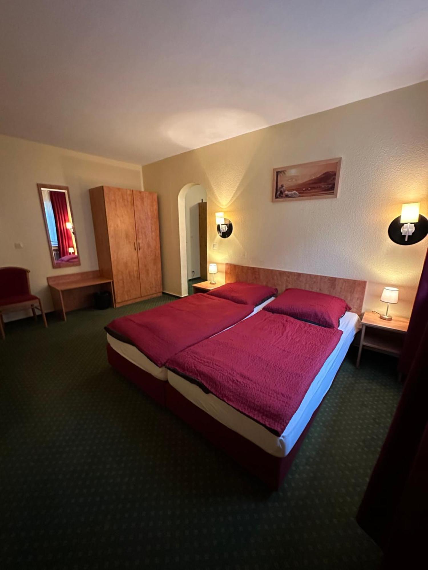 Familiekamer met Eigen Badkamer