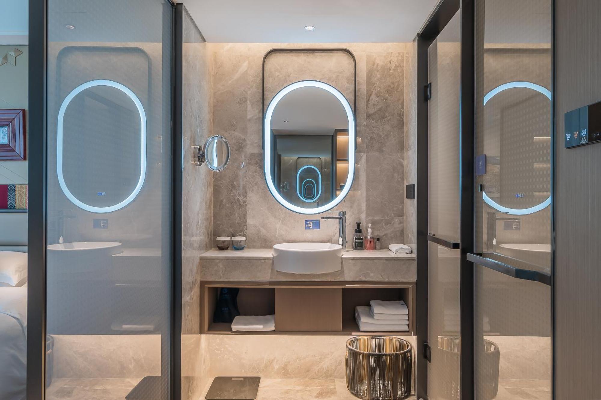 Double Room Private Bathroom