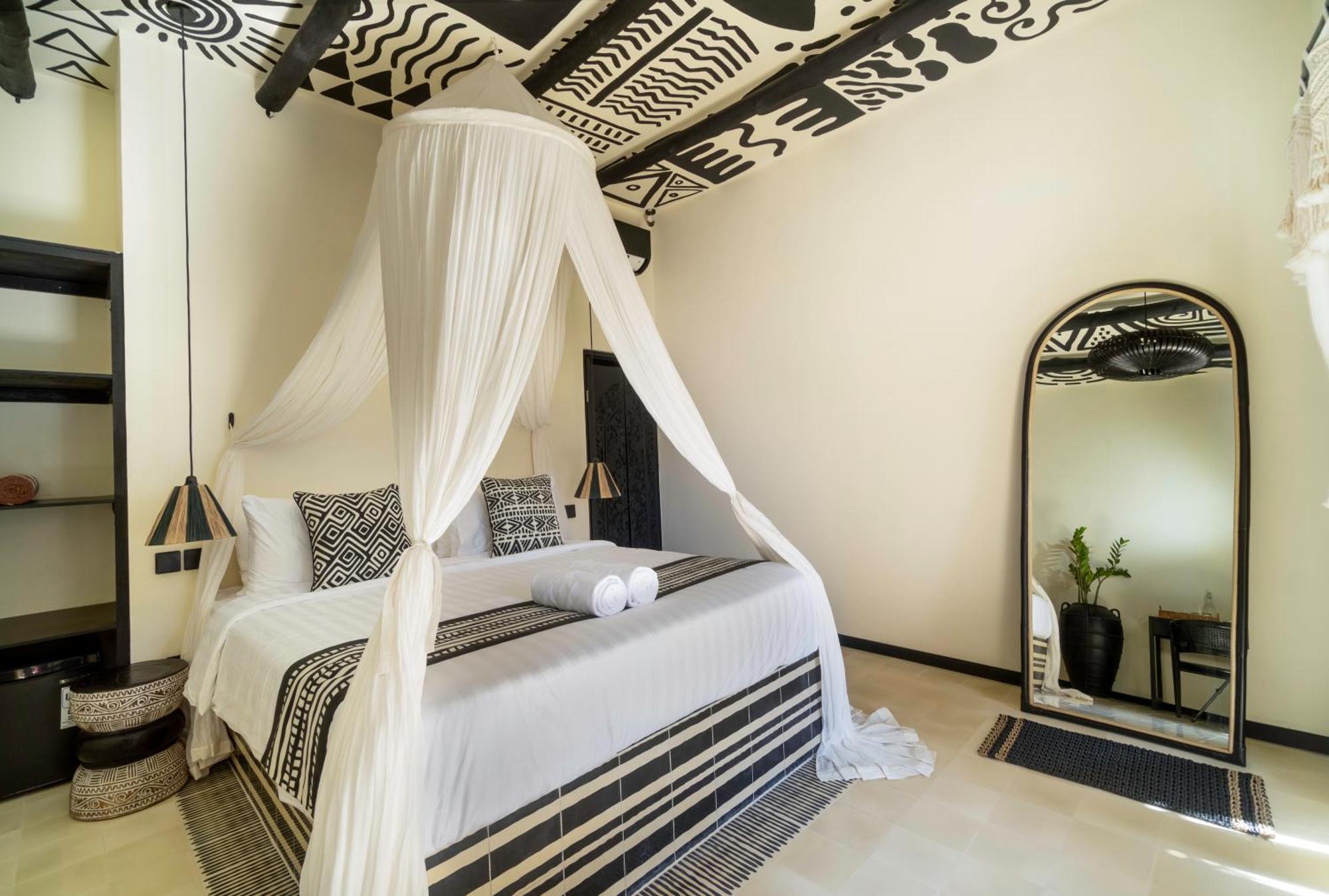 Standard King Room