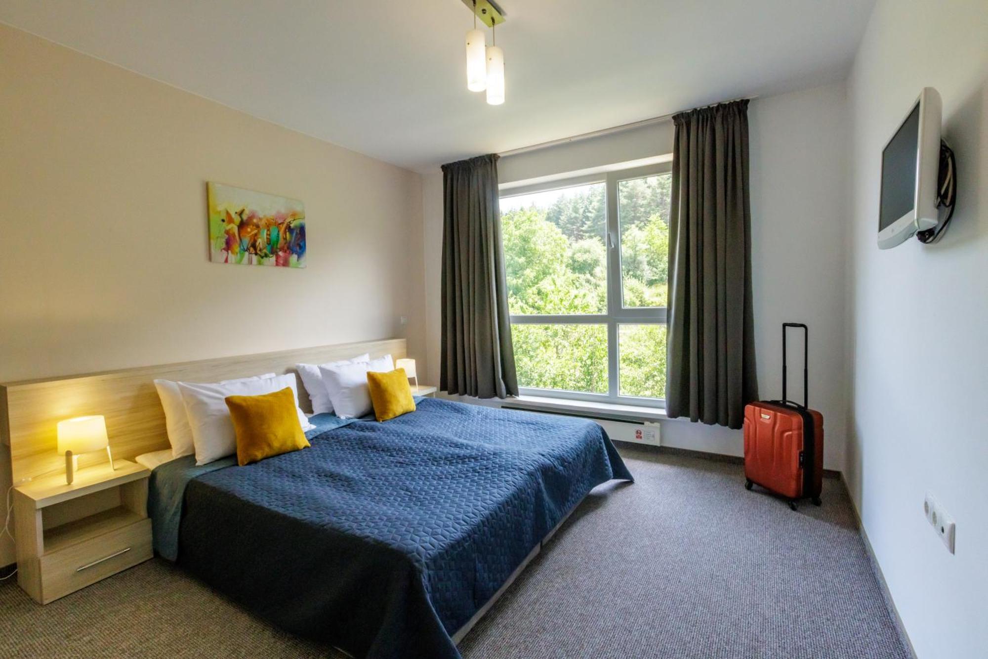 Three-Bedroom Apartment,1617461771:JPEG