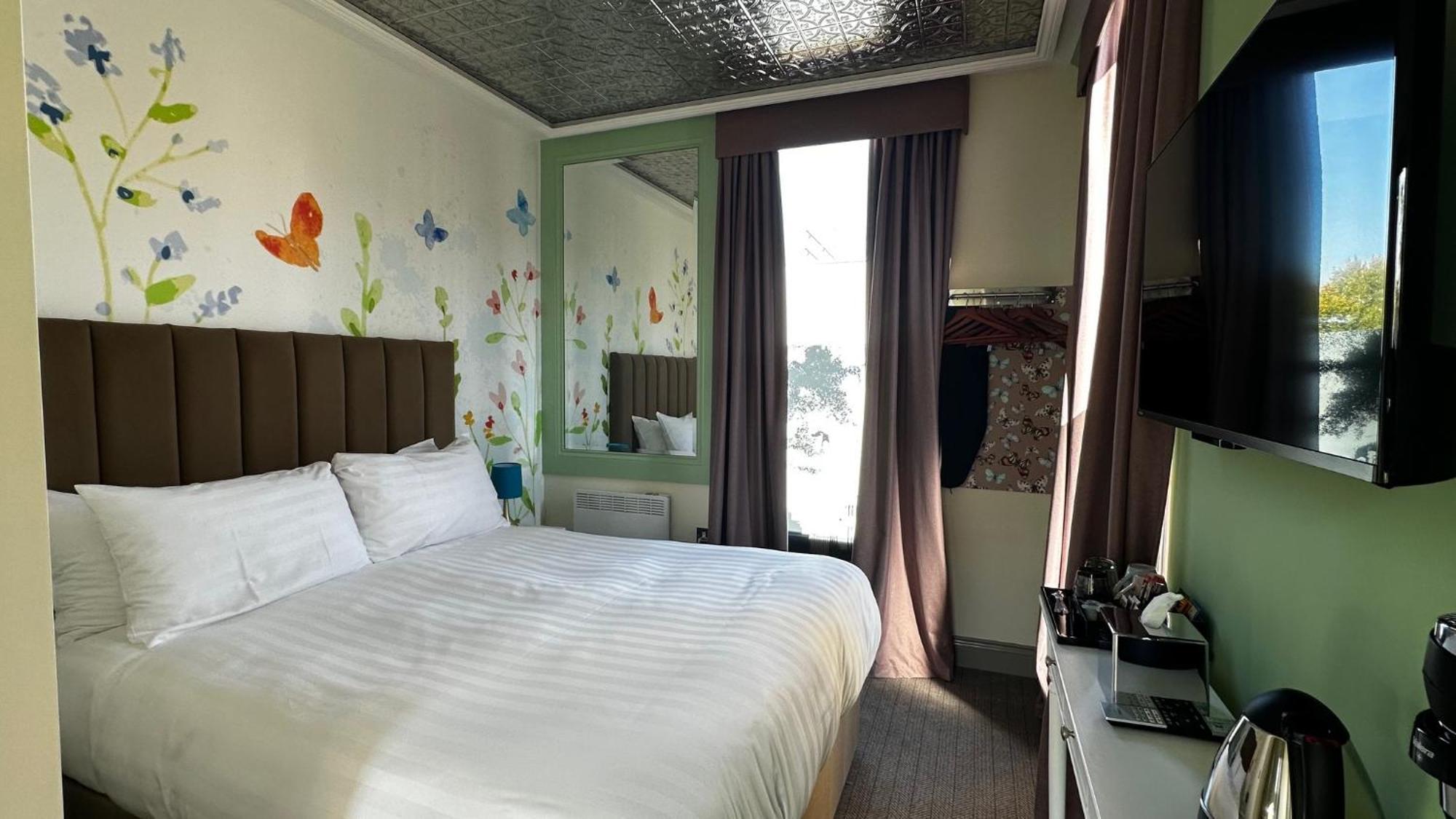 Kamer met Kingsize Bed