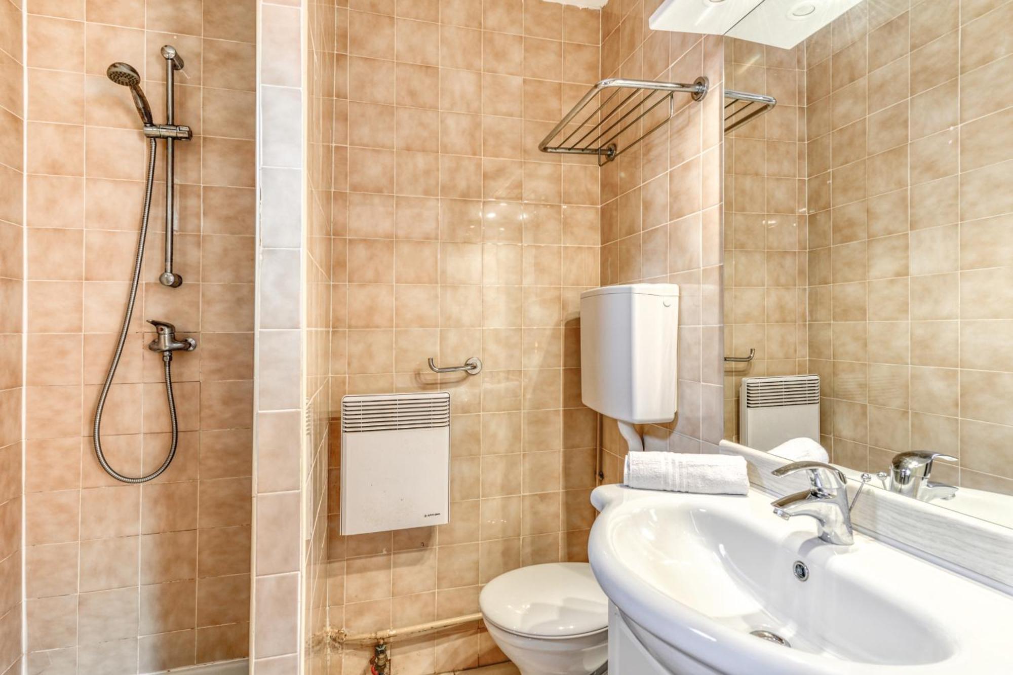 Two-Bedroom Apartment,1618894985:JPEG