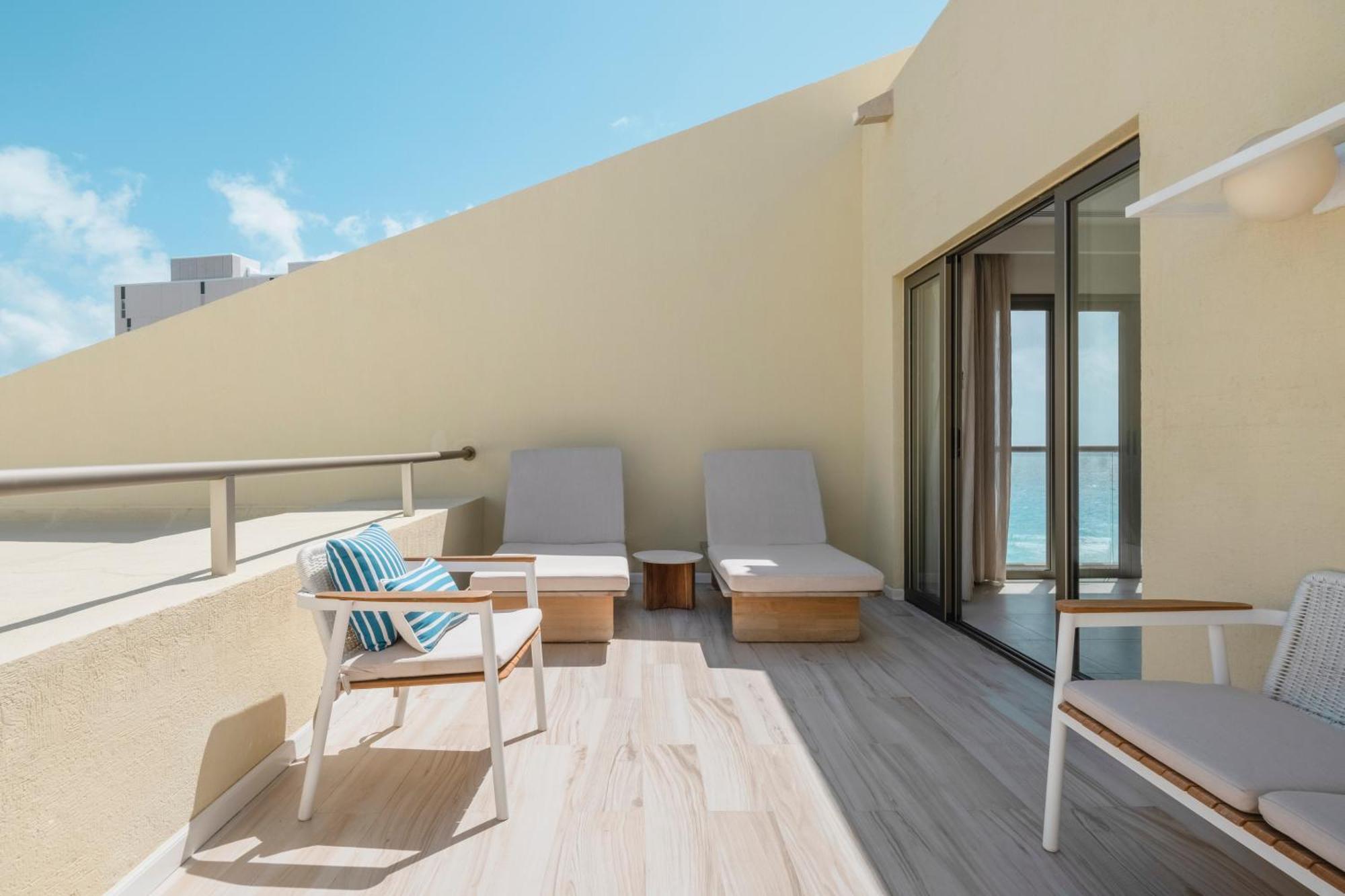 Suite Ocean View,1620217861:JPEG