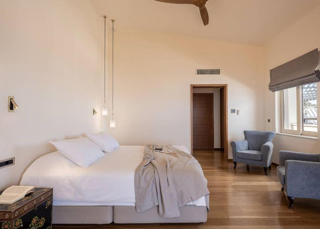 Suite Luna de Miel con bañera de hidromasaje exterior