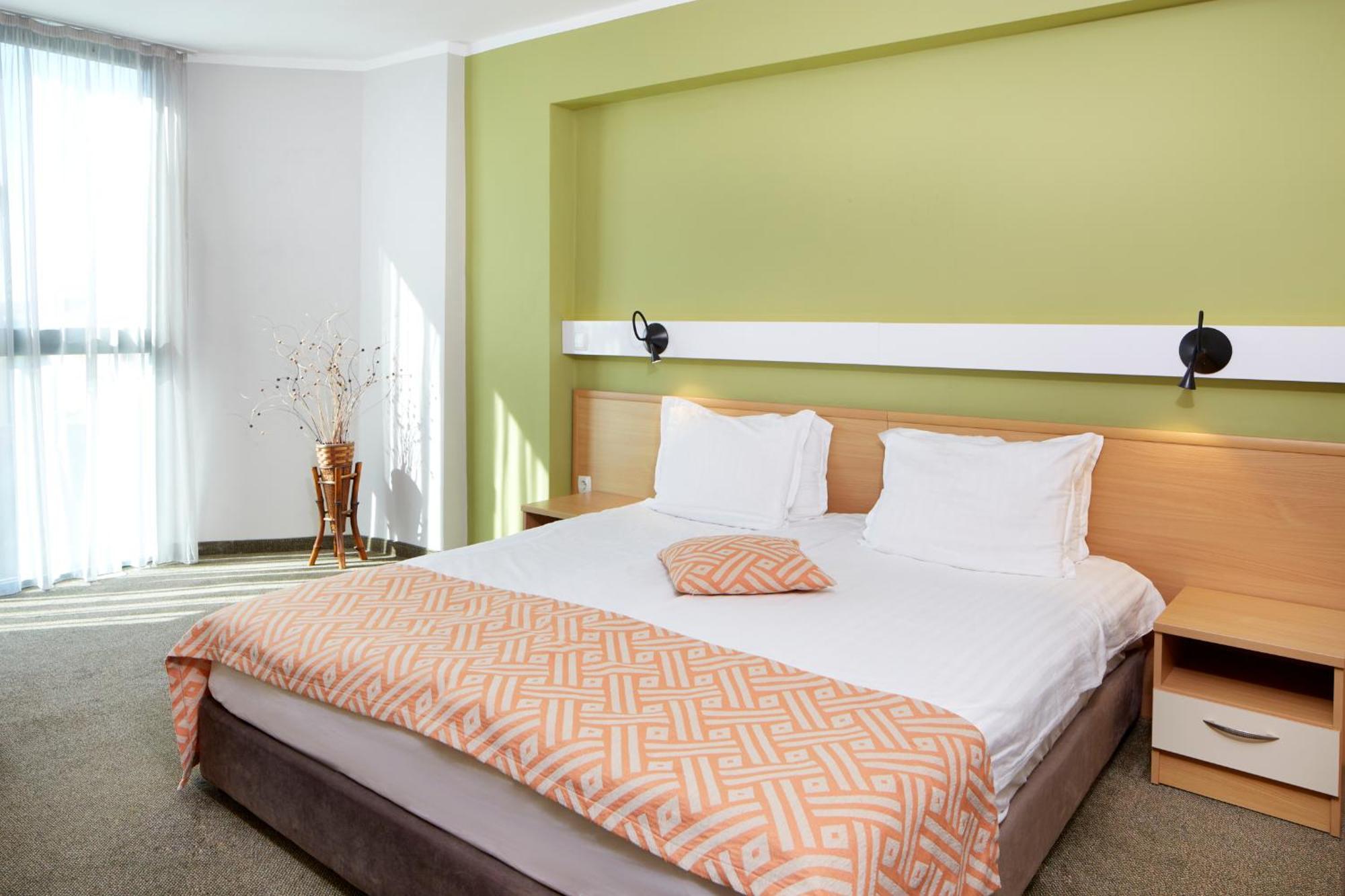 One-Bedroom Deluxe Apartment,1632215259:JPEG