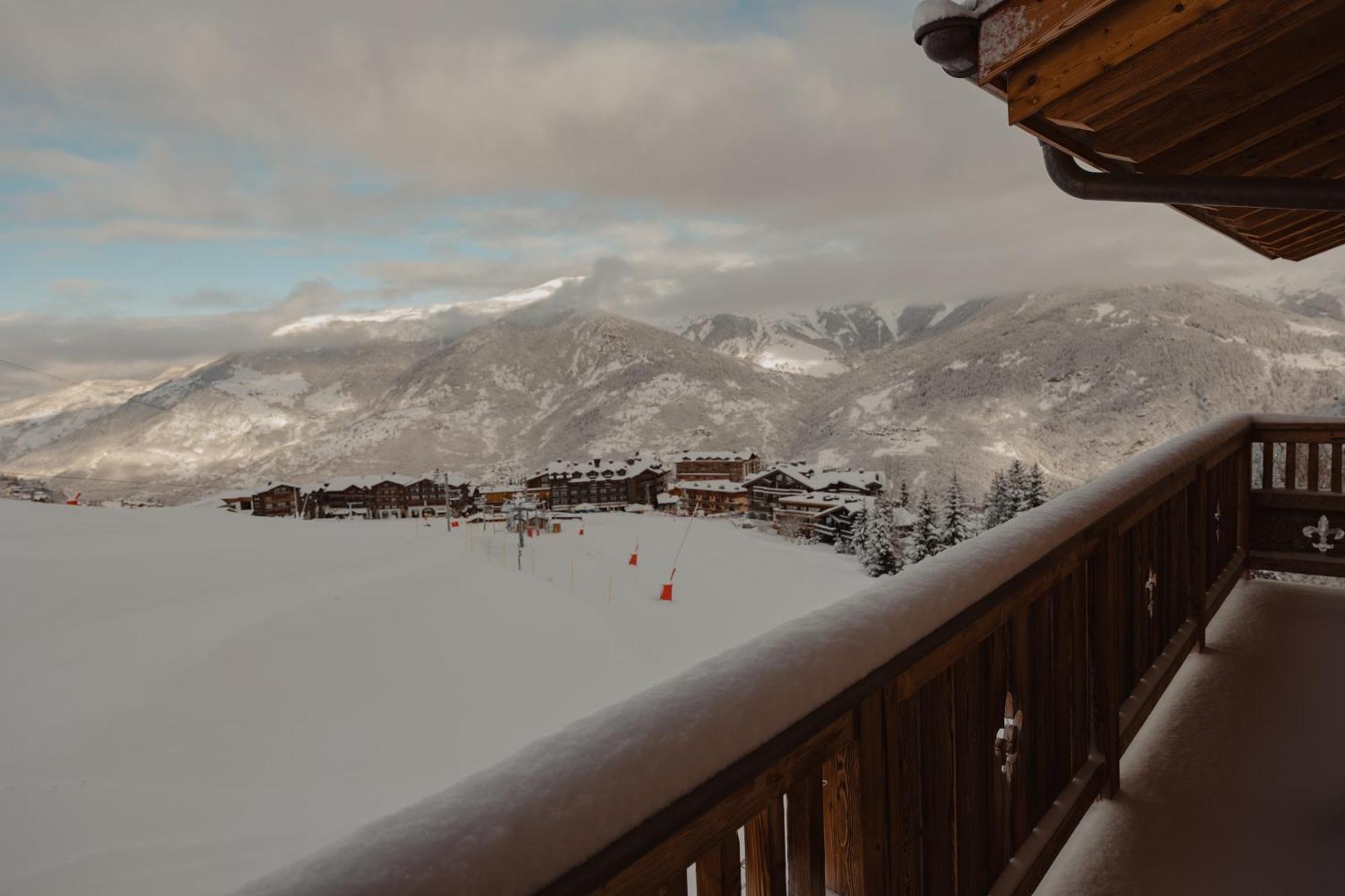 Four Bedroom Prestige Chalet