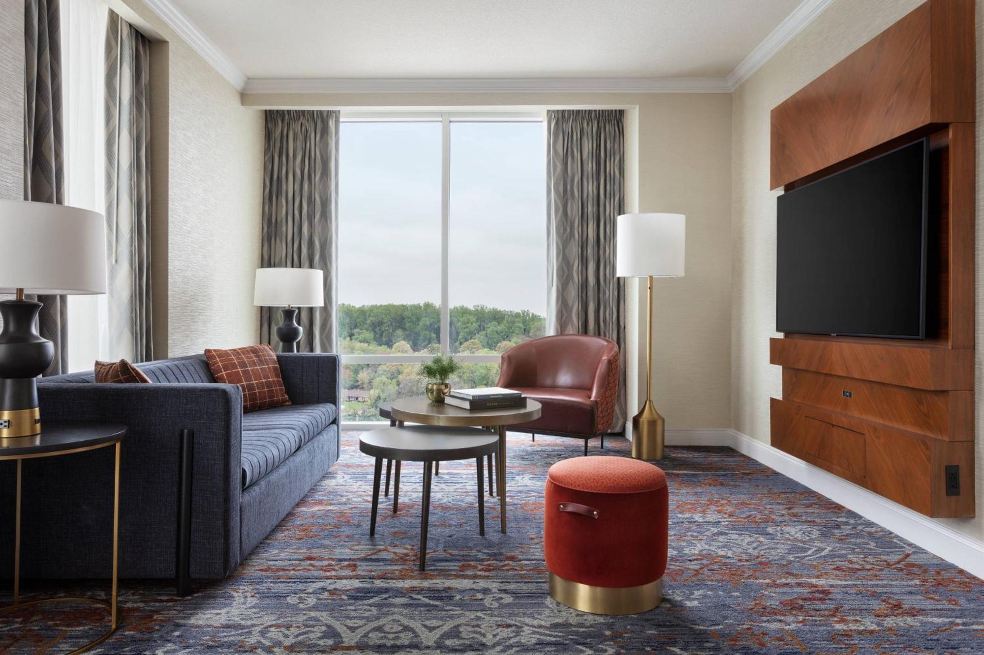 Executive King Suite,1643757621:JPEG