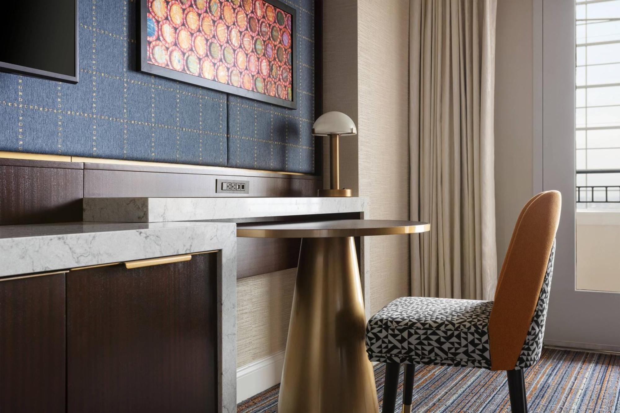 Deluxe King or Queen Room