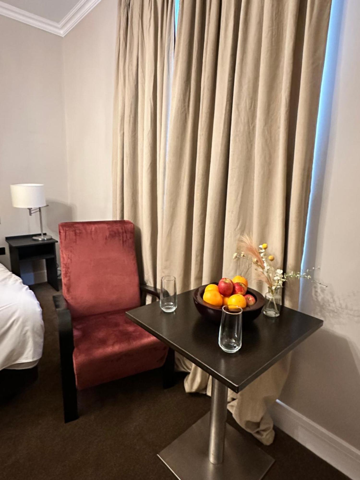 Double Room,1639194624:JPEG