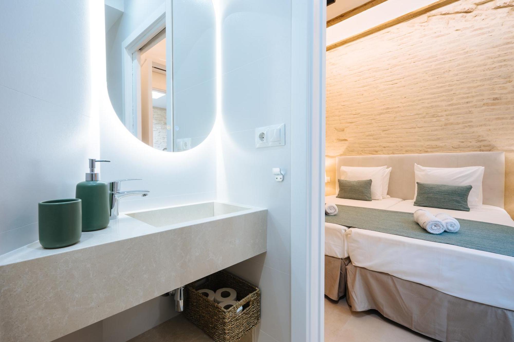 Double Inner Room