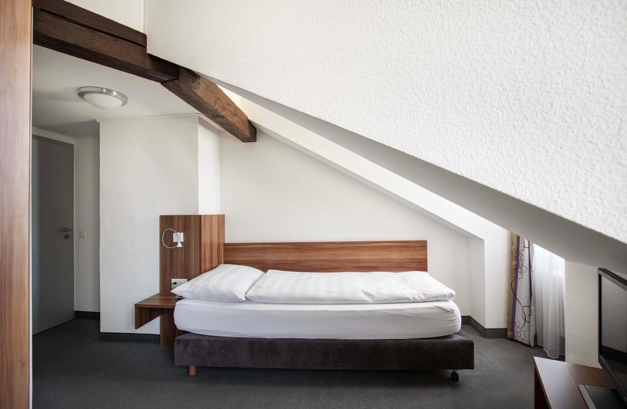 Single ATTIC