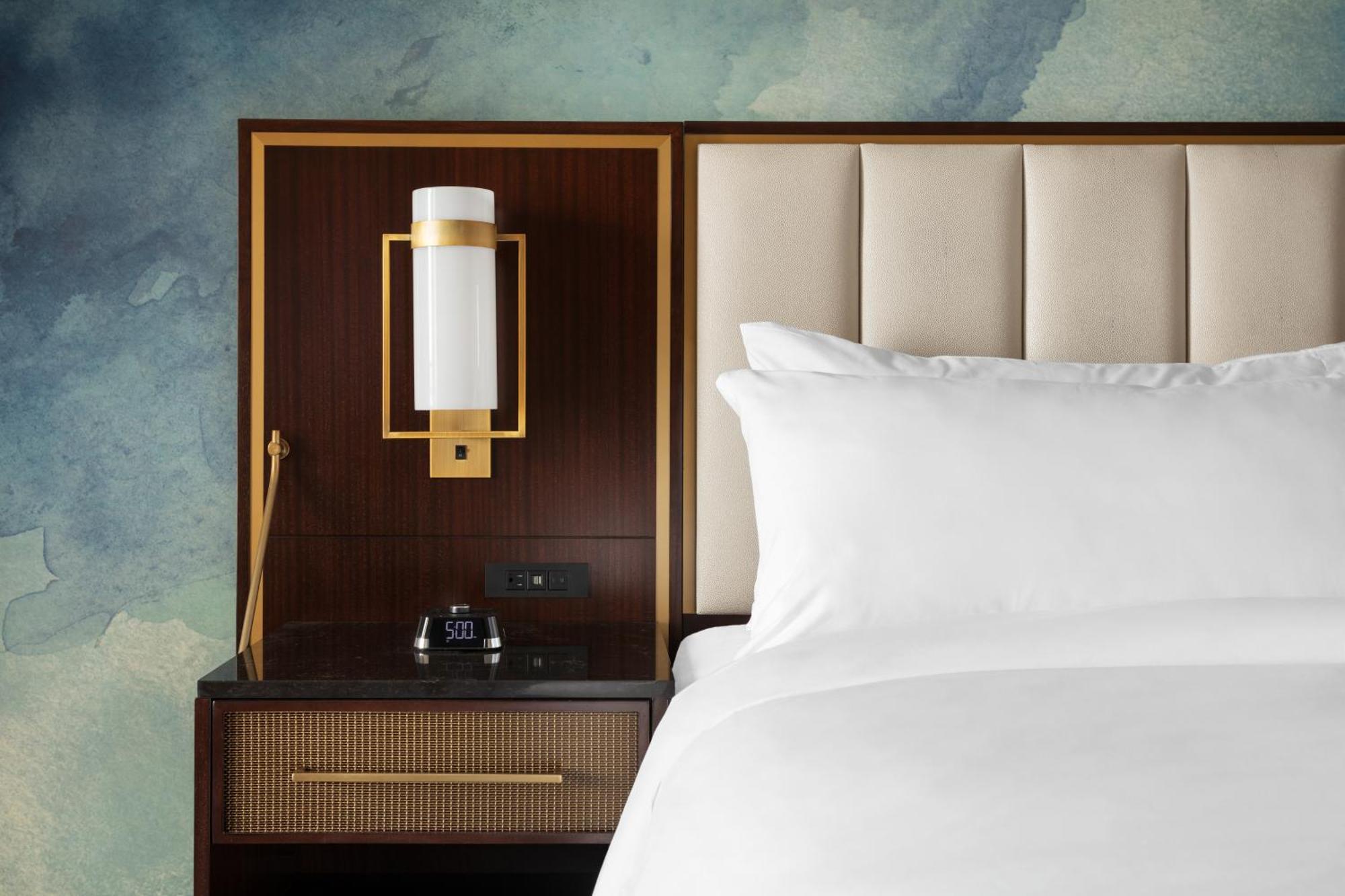 Deluxe King or Queen Room