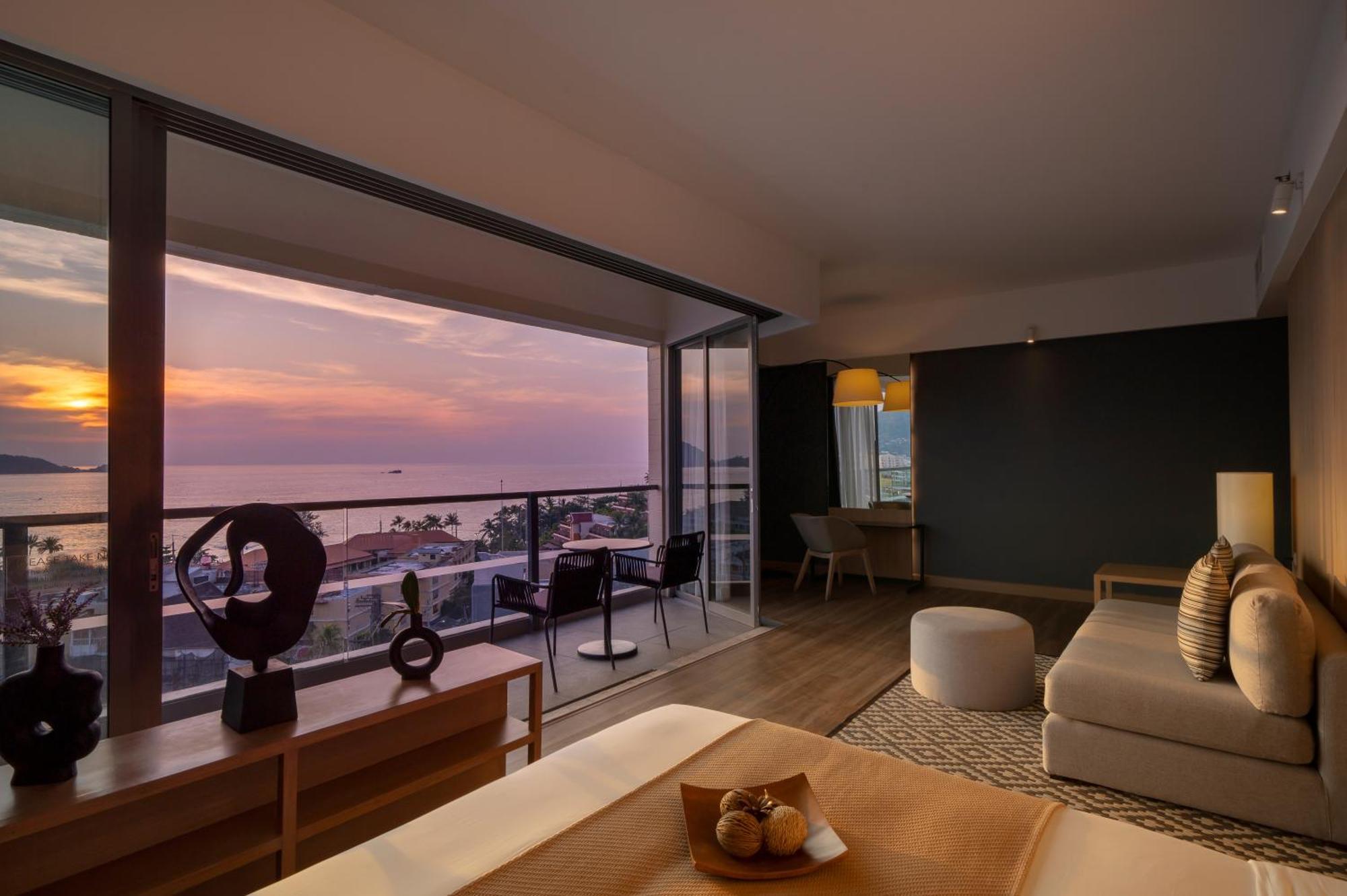 Suite Lit King-Size avec Balcon - Vue sur Mer