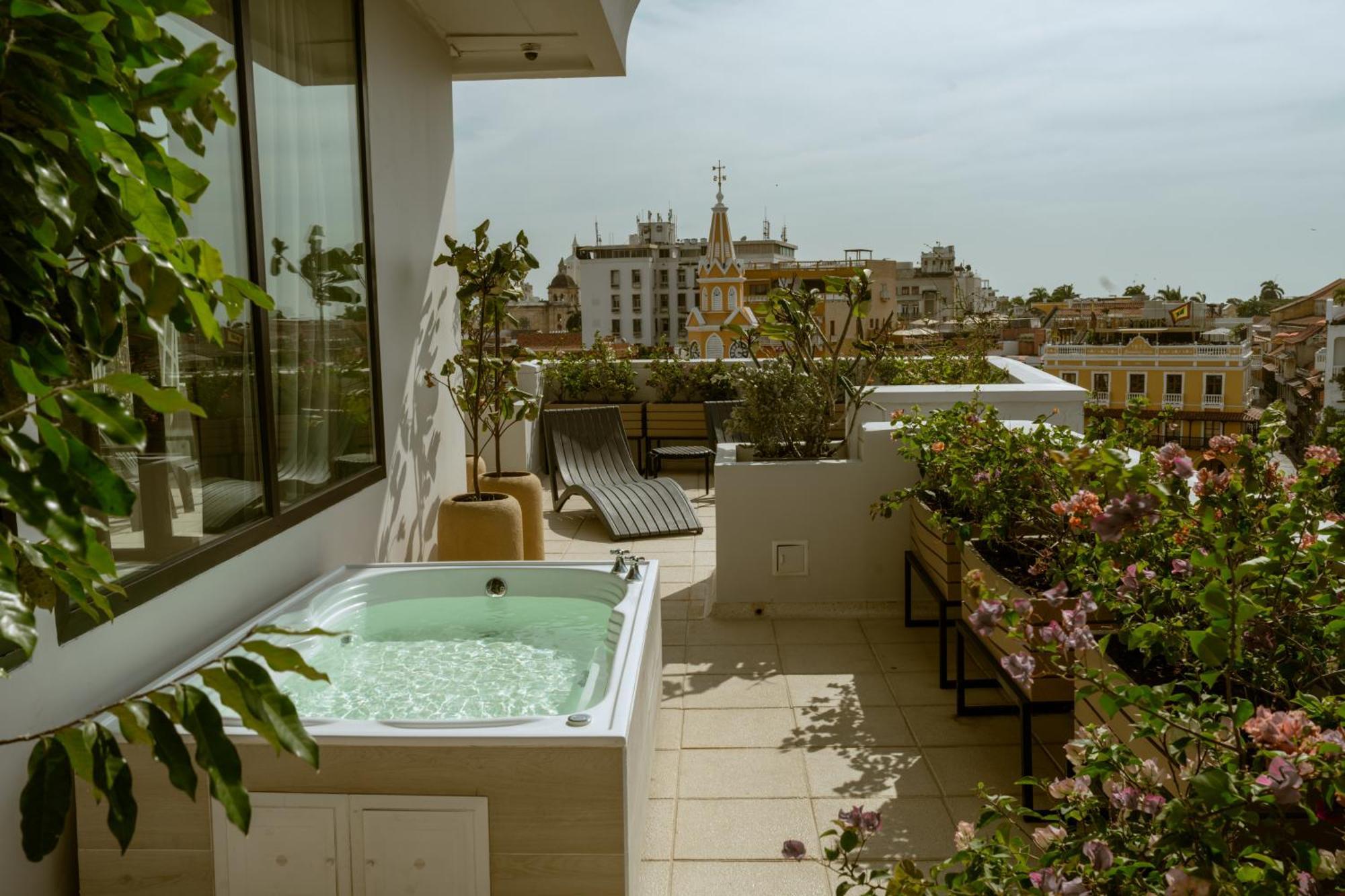 Suite Terrace,1666563919:JPEG