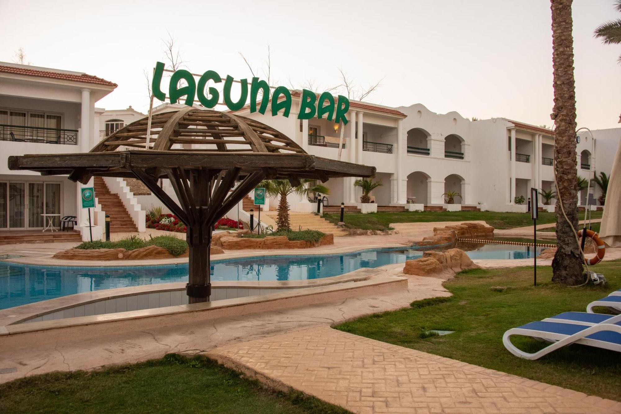 Superior, Queen or Twin Room Garden View,1668055316:JPEG